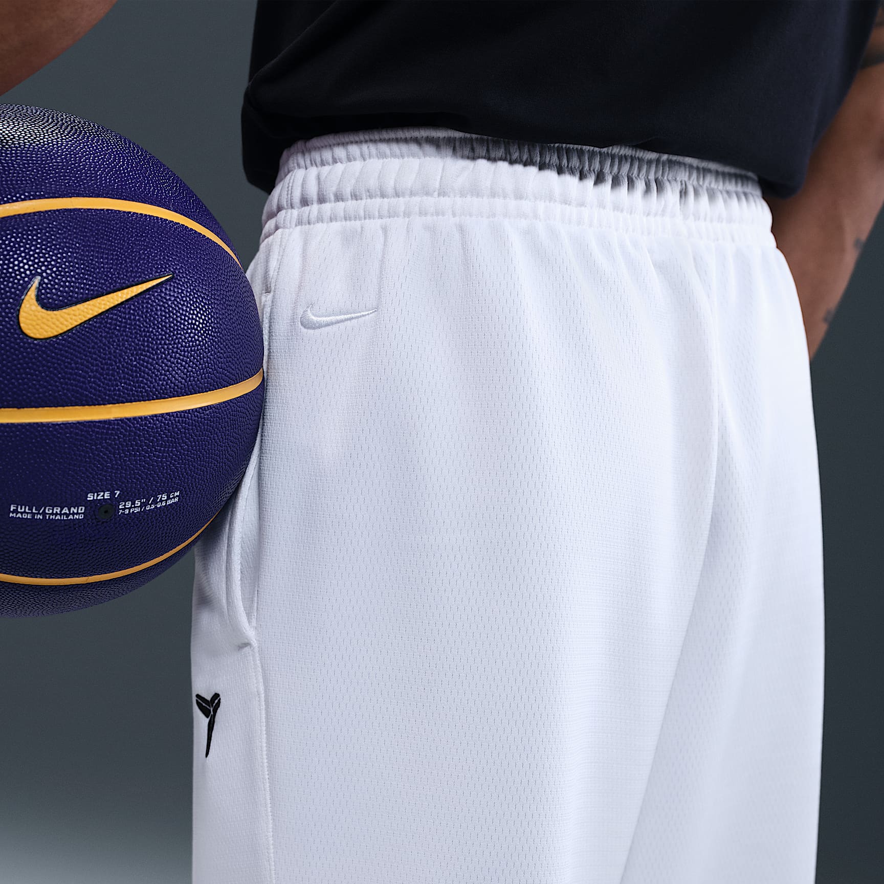 Kobe Therma-FIT Basketball Pants