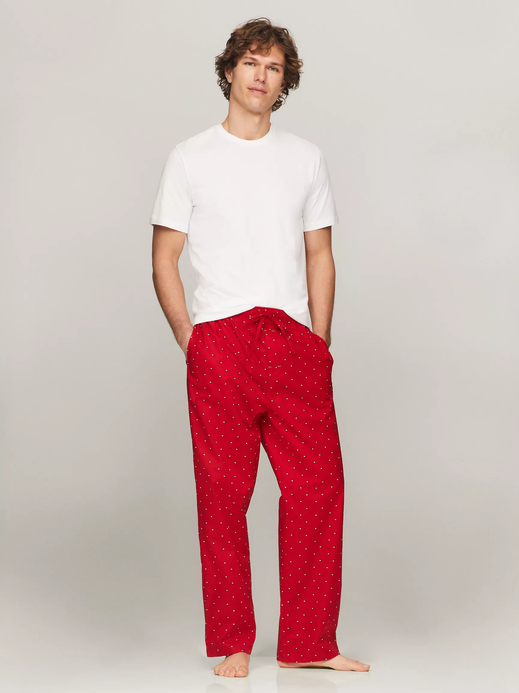 Мужское нижнее белье Tommy Hilfiger, Классические хлопковые футболки с круглым вырезом (набор 3 шт.)