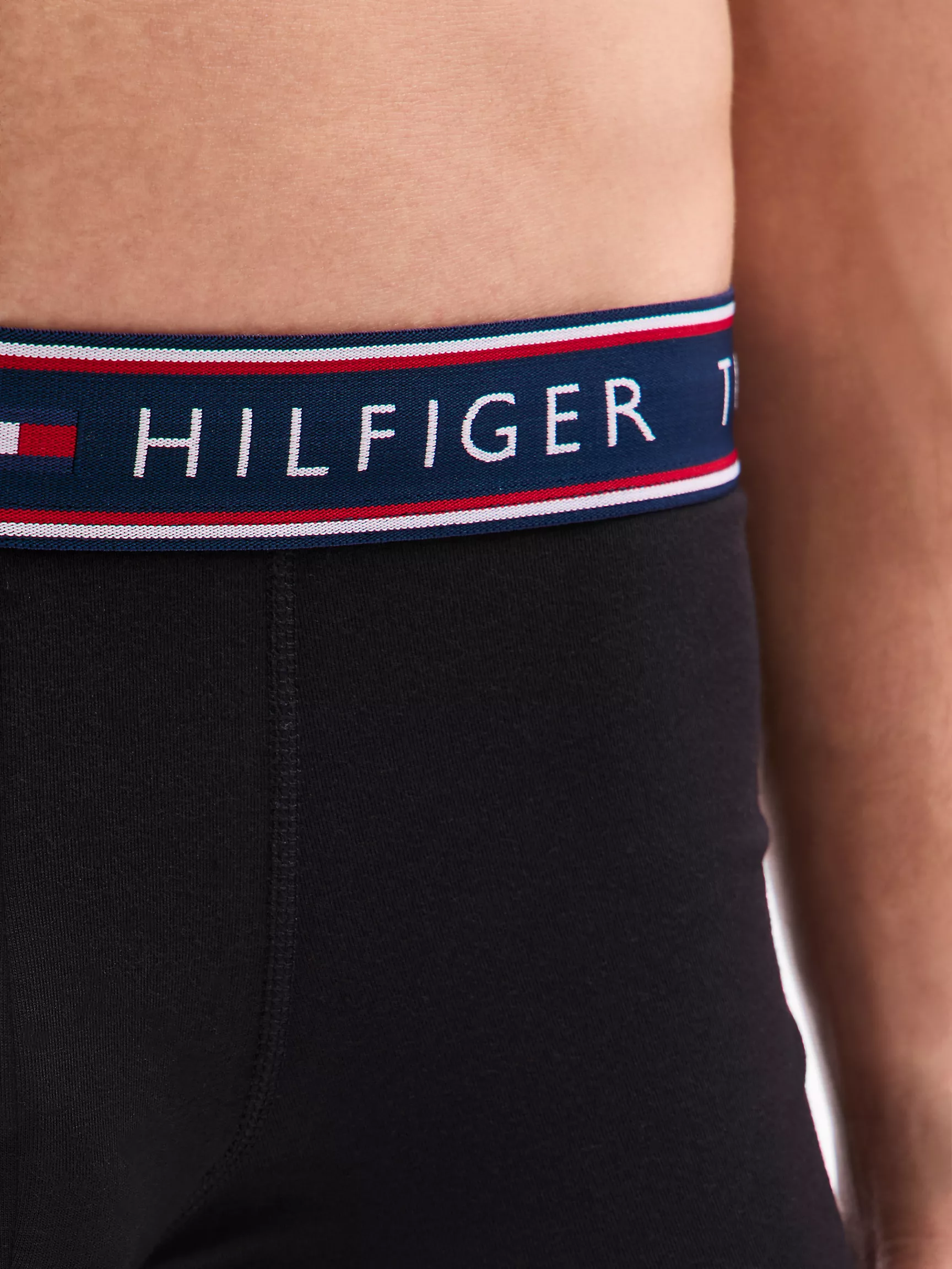 Мужское нижнее белье Tommy Hilfiger, Хлопковые эластичные трусы-боксеры (набор 3 шт.)