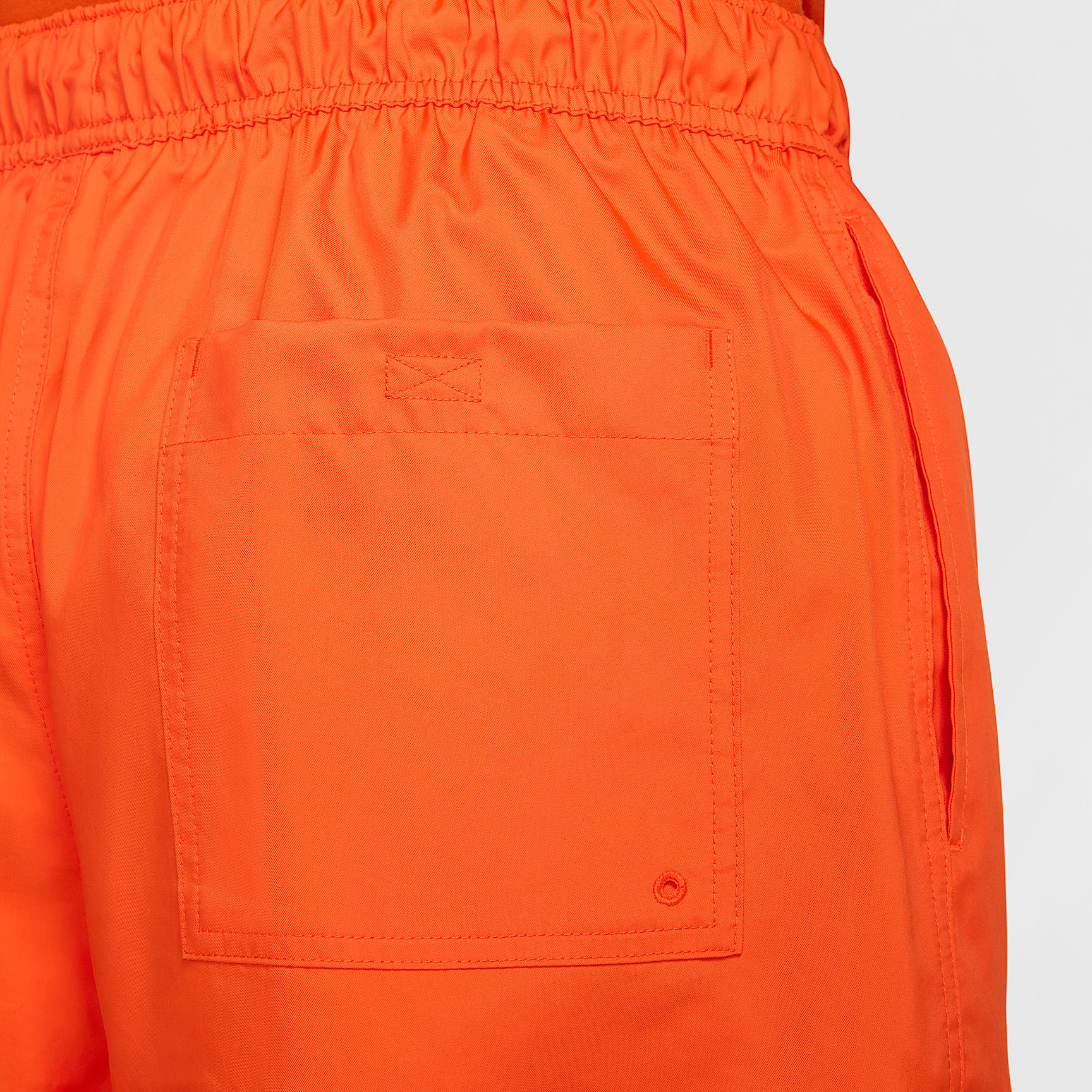 Nike Club Men's Woven Flow Shorts