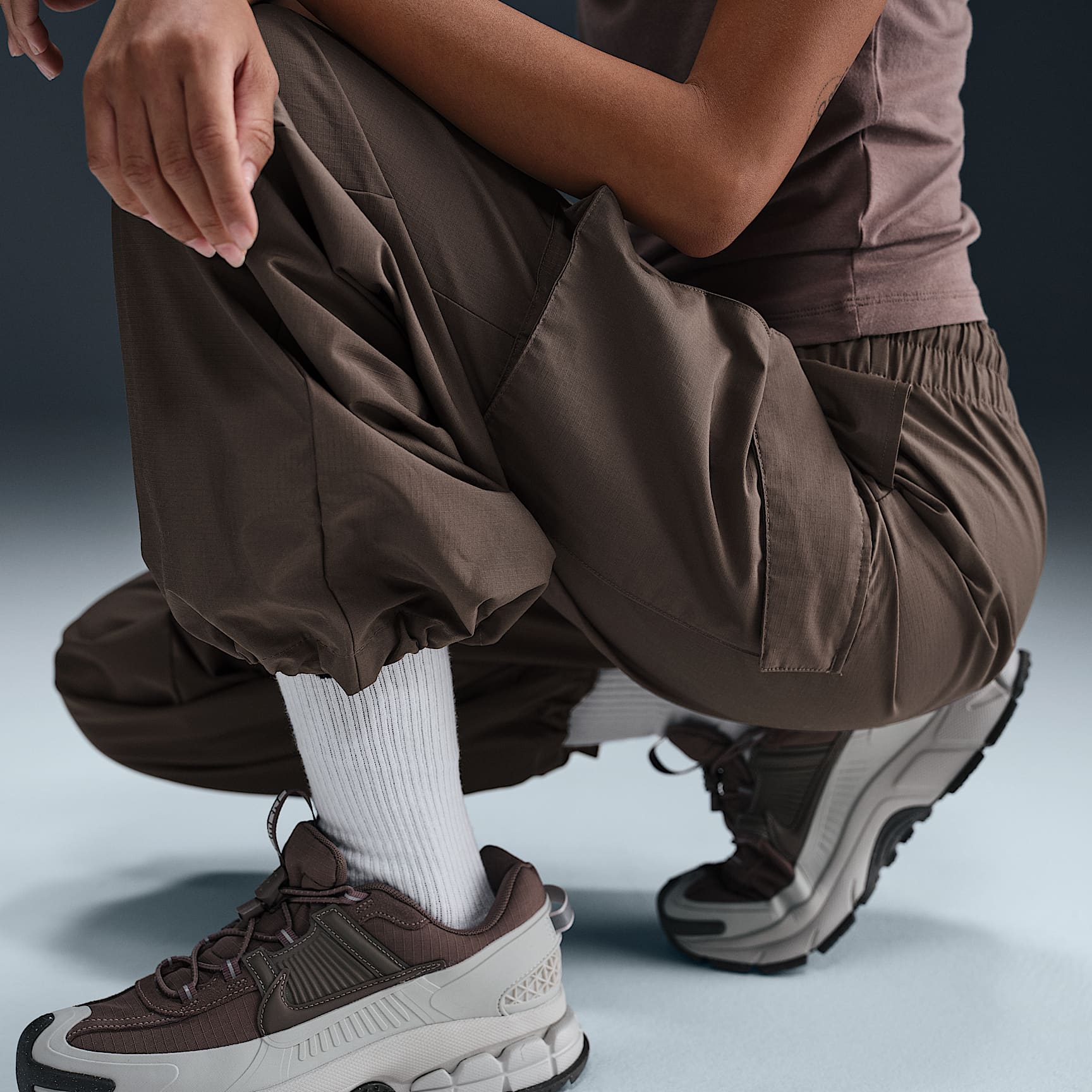 Nike Sportswear Everything Wovens Women's Mid-Rise Cargo Pants