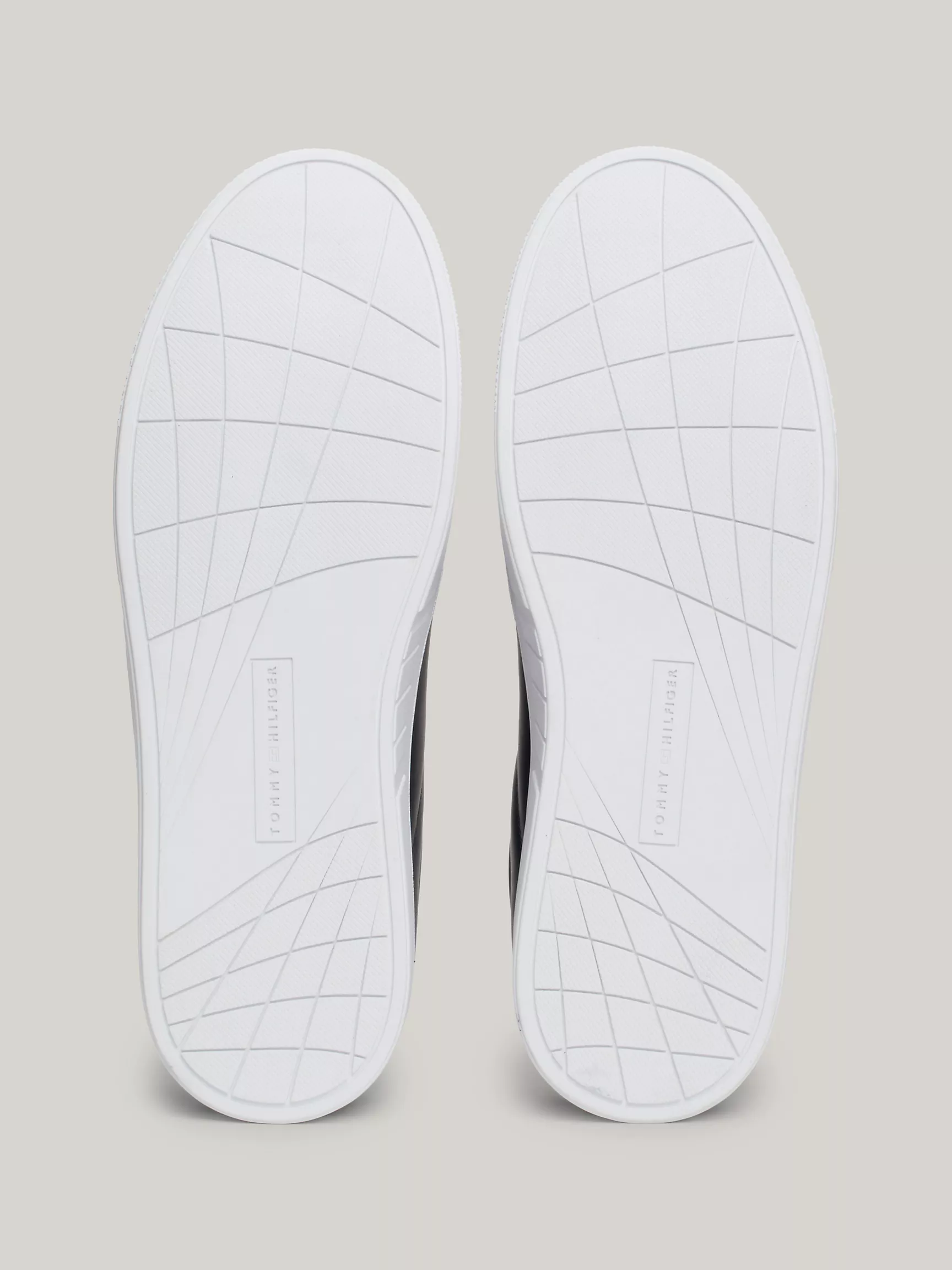 Мужская обувь Tommy Hilfiger, Кожаные кеды с фирменными полосками