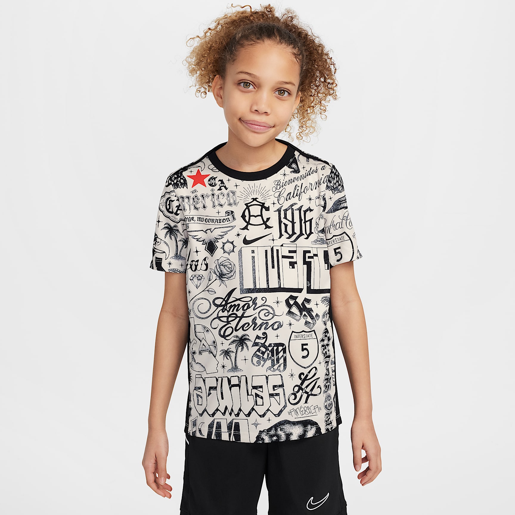 Club América Academy Pro SE Big Kids' Nike Dri-FIT Soccer Pre-Match Short-Sleeve Top