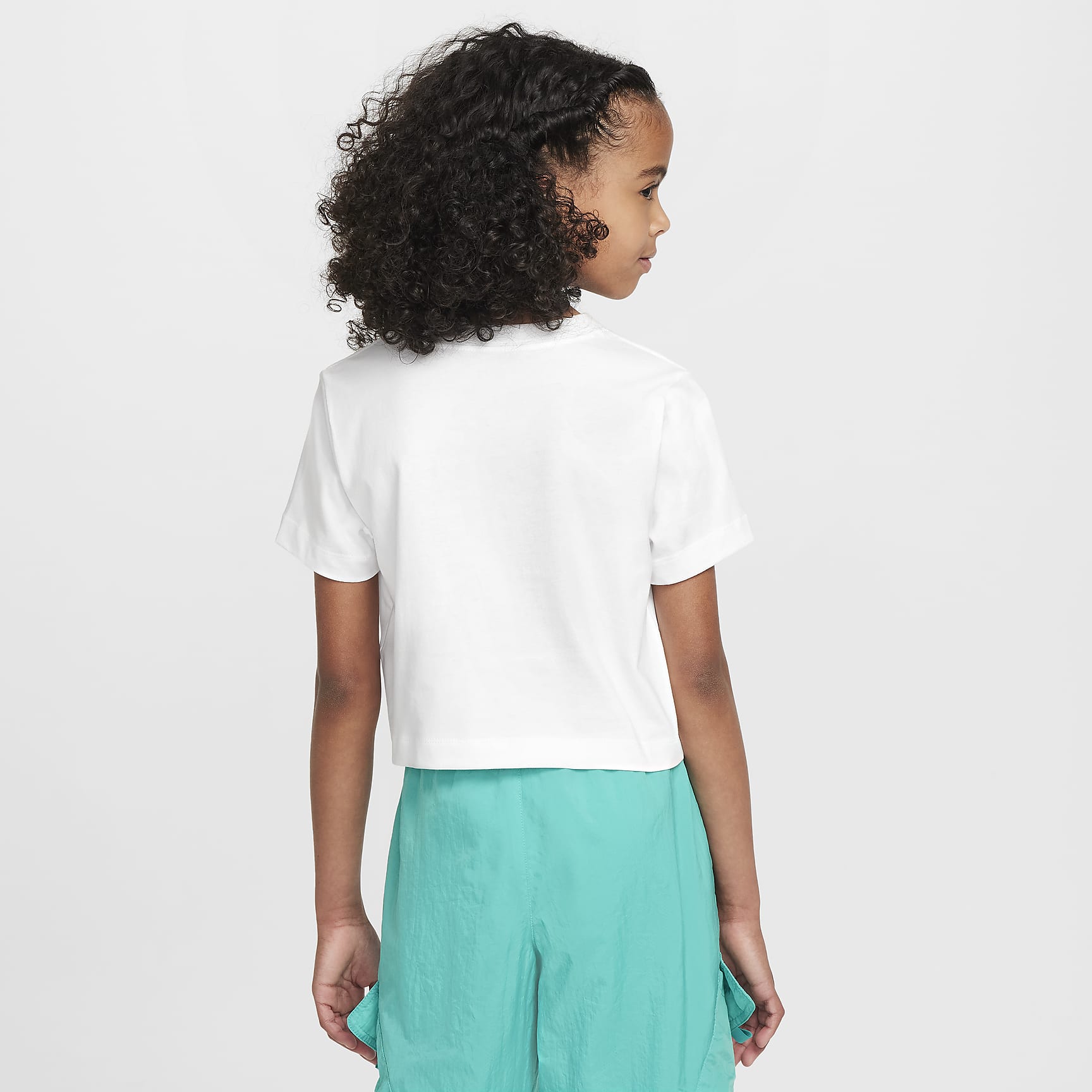 Nike Sportswear Big Kids' (Girls') Cropped T-Shirt