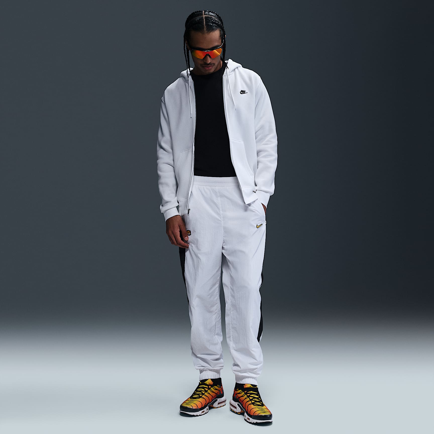 Nike Club Men's Full-Zip Fleece Hoodie