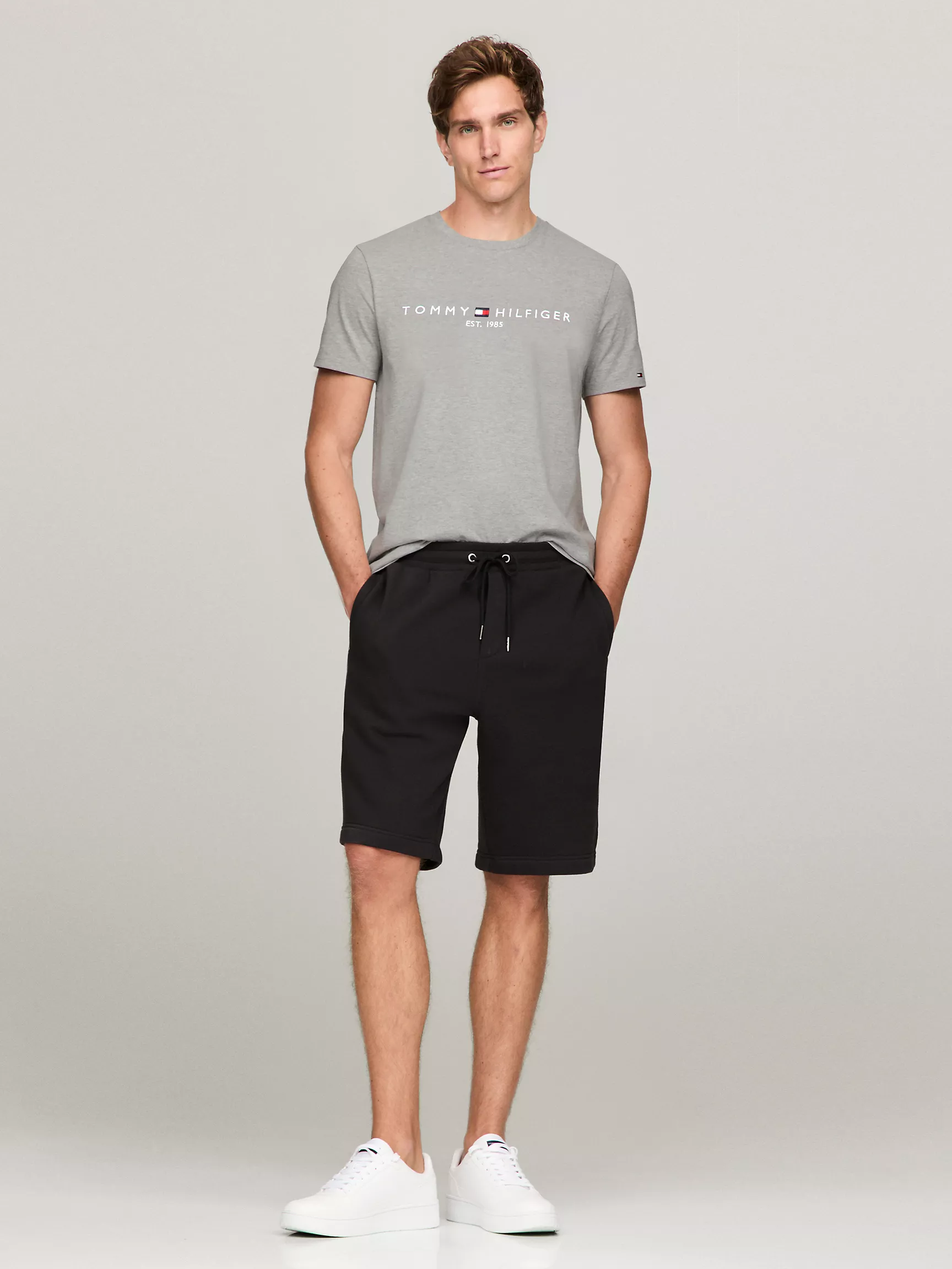 Мужская футболка Tommy Hilfiger, Приталенная футболка с вышитым логотипом Tommy