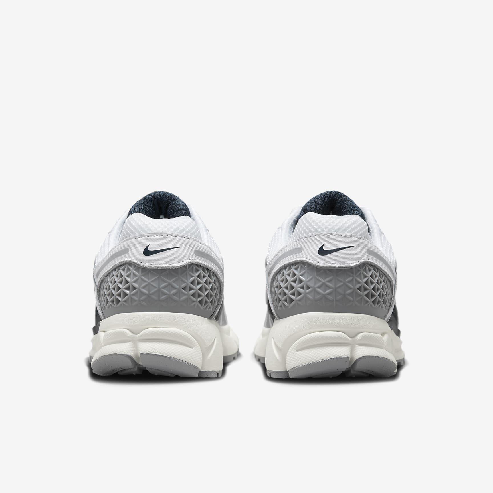 Nike Zoom Vomero 5 Women's Shoes