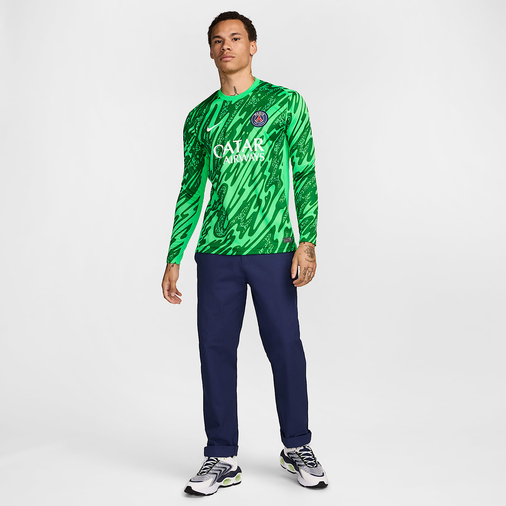 Paris Saint-Germain 2024/25 Stadium Goalkeeper Men's Nike Dri-FIT Soccer Replica Long-Sleeve Jersey