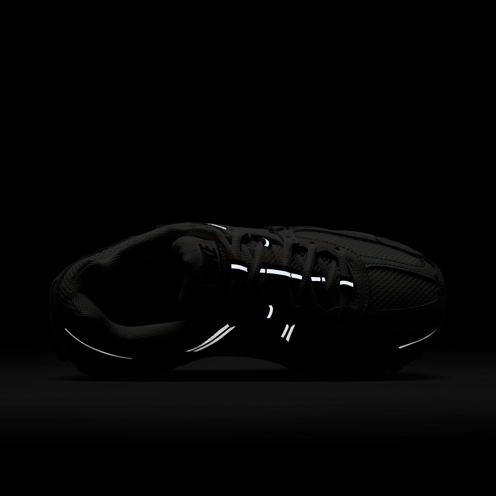 Nike Zoom Vomero 5 Women's Shoes