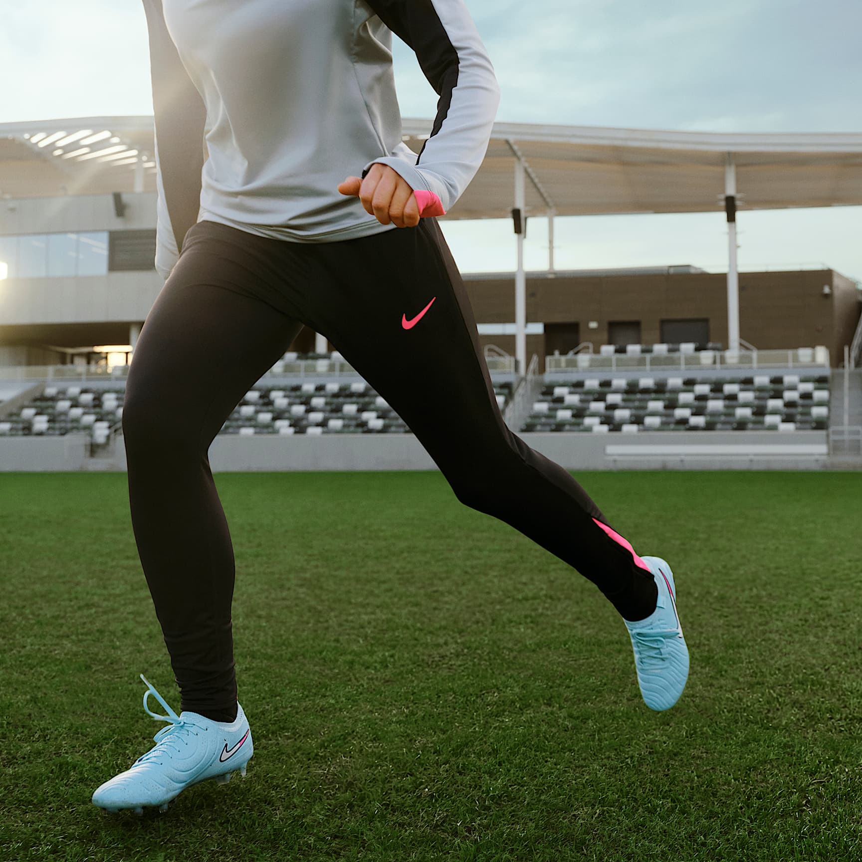 Nike Tiempo Legend 10 Elite Firm-Ground Low-Top Soccer Cleats