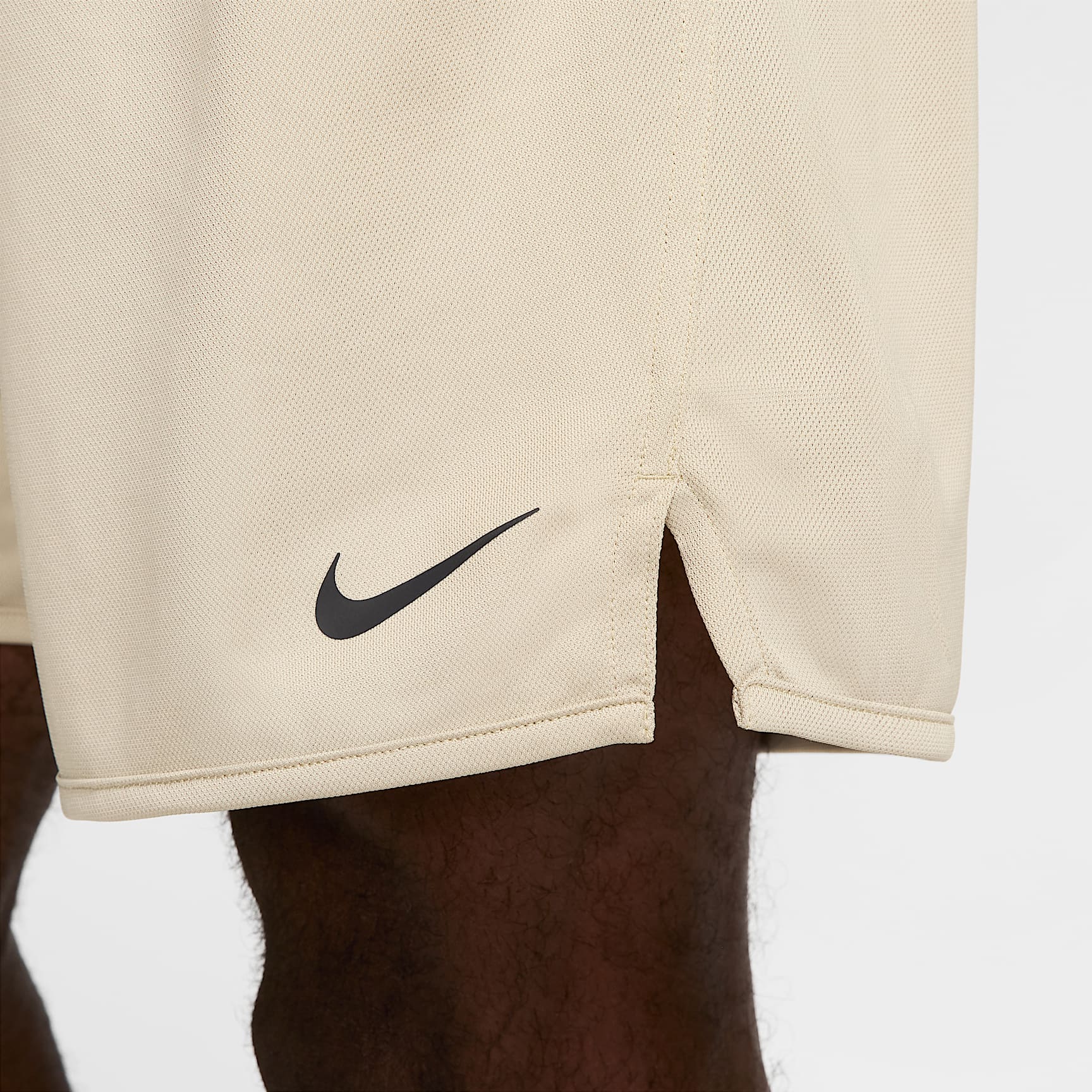Nike Totality Men's Dri-FIT 7" Unlined Versatile Shorts