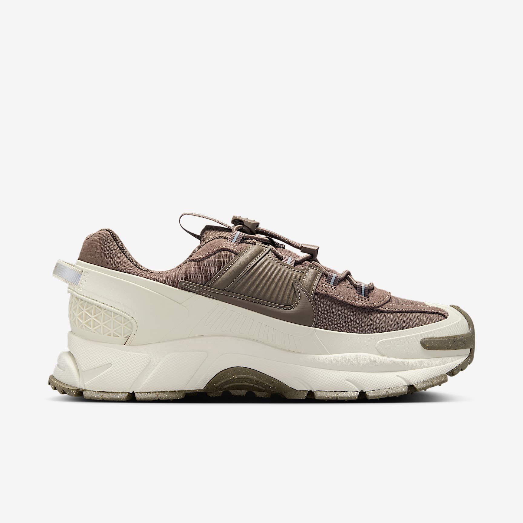 Nike Zoom Vomero Roam Women's Winterized Shoes