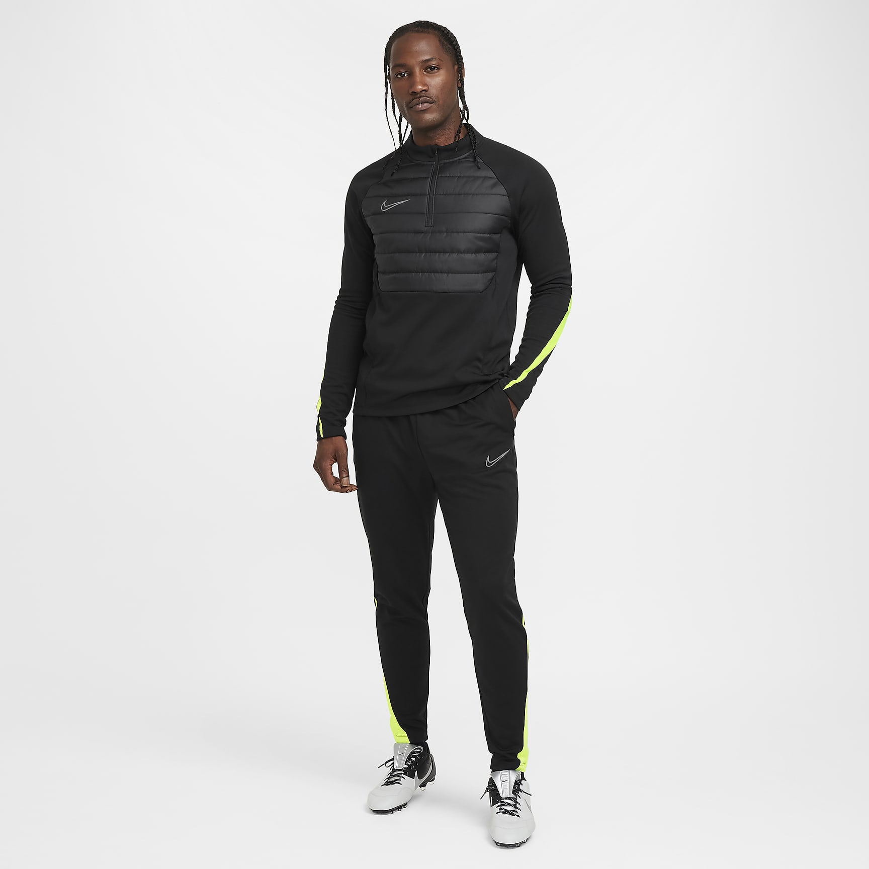 Nike Academy Winter Warrior Men's Therma-FIT Soccer Pants