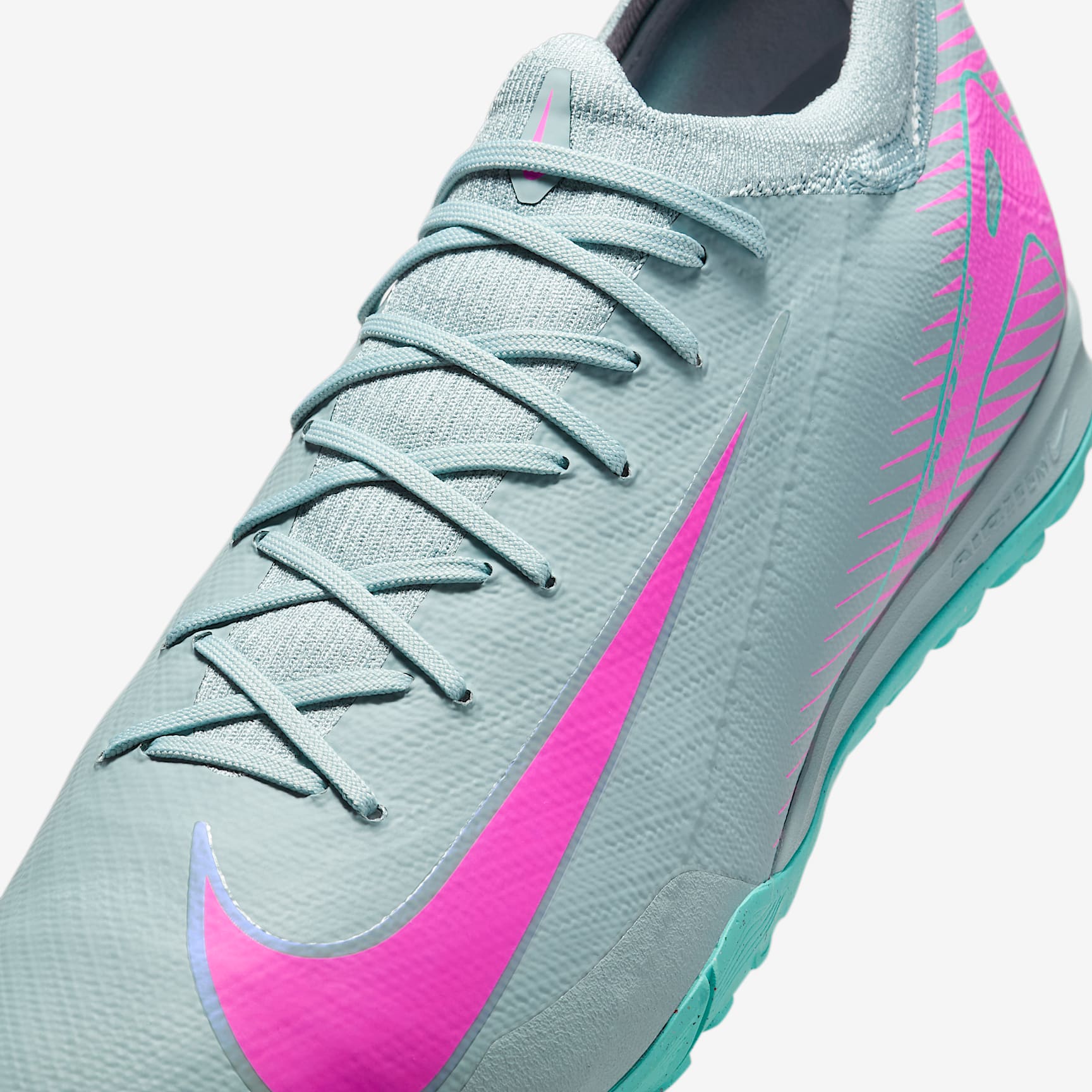Nike Mercurial Vapor 16 Pro TF Low-Top Soccer Shoes