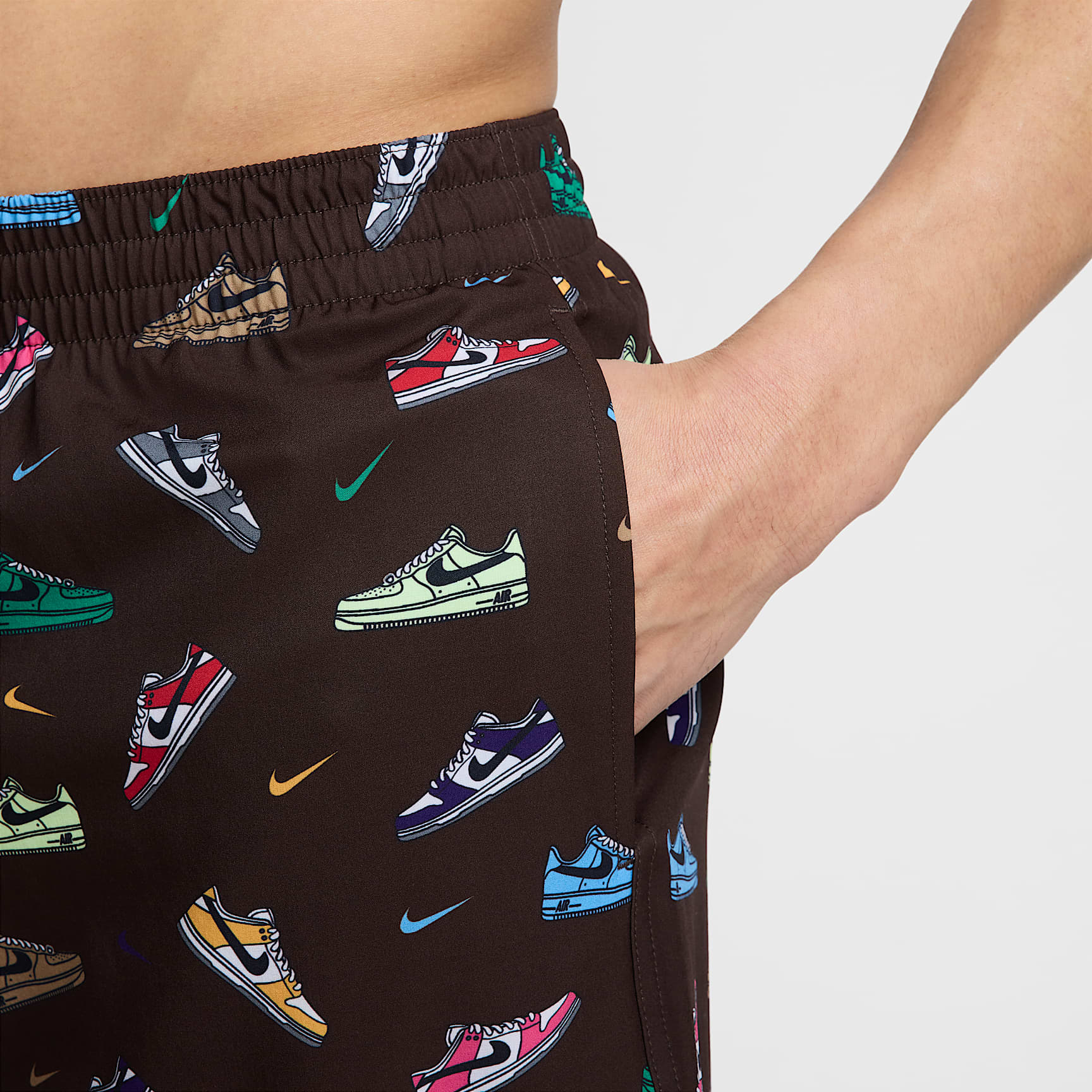 Nike Swim Breaker Men's 7" Brief-Lined Volley Shorts