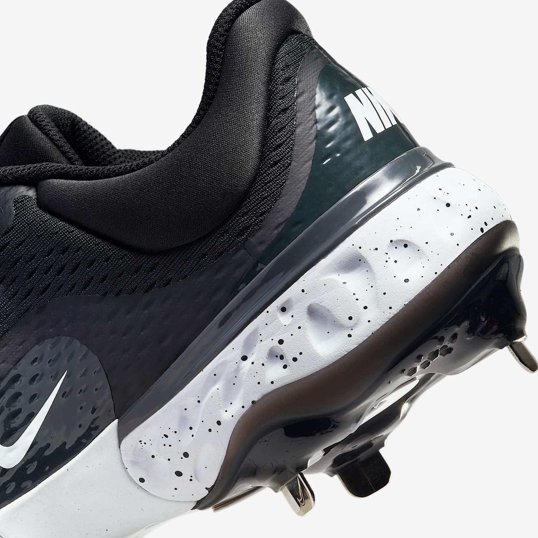 Nike Alpha Huarache Elite 4 Low Men's Baseball Cleats