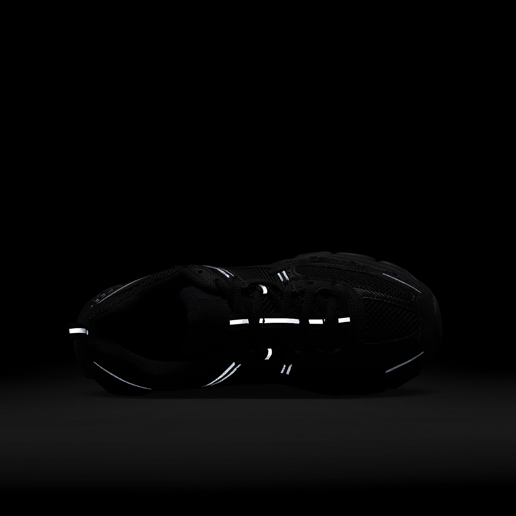 Nike Vomero 5 Big Kids' Shoes