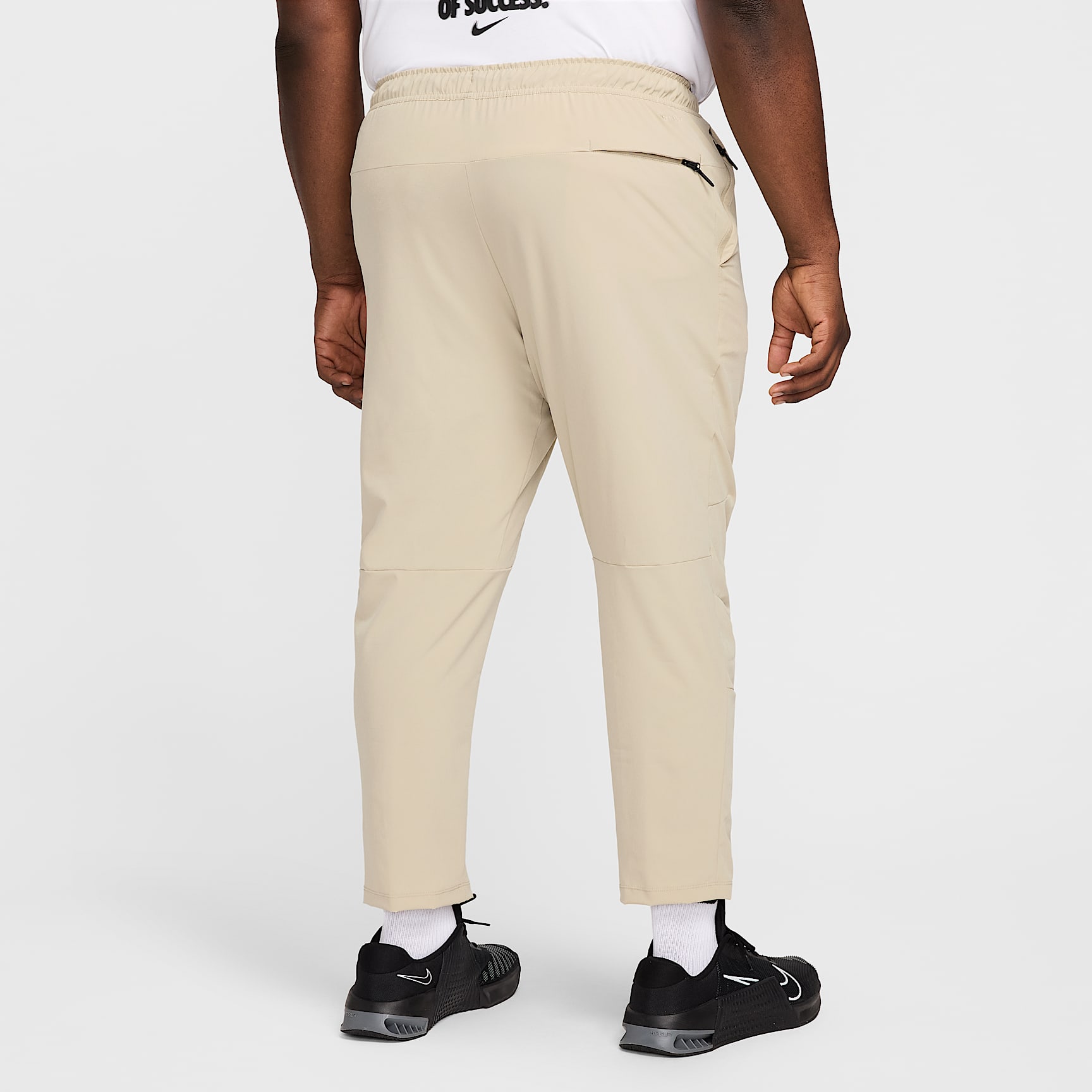 Nike Unlimited Men's Dri-FIT Tapered Leg Versatile Pants