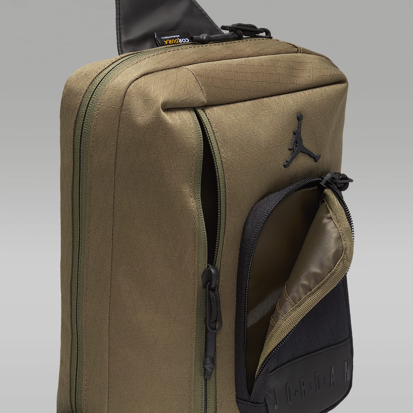 Jordan Collectors Crossbody Bag (3L)