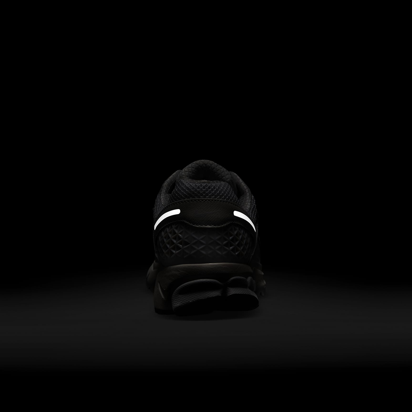 Nike Zoom Vomero 5 Women's Shoes