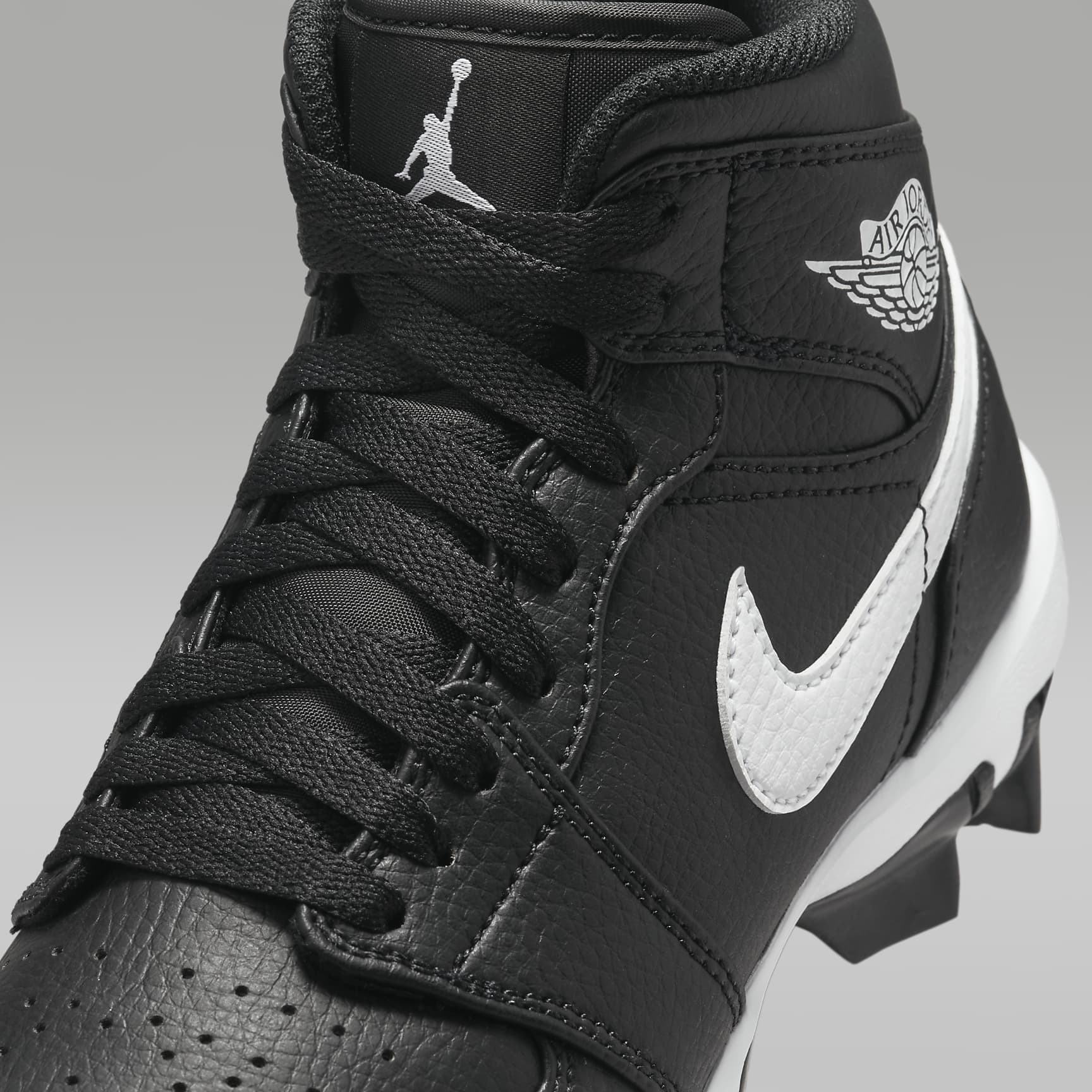 Jordan 1 Mid Little/Big Kids' Cleats