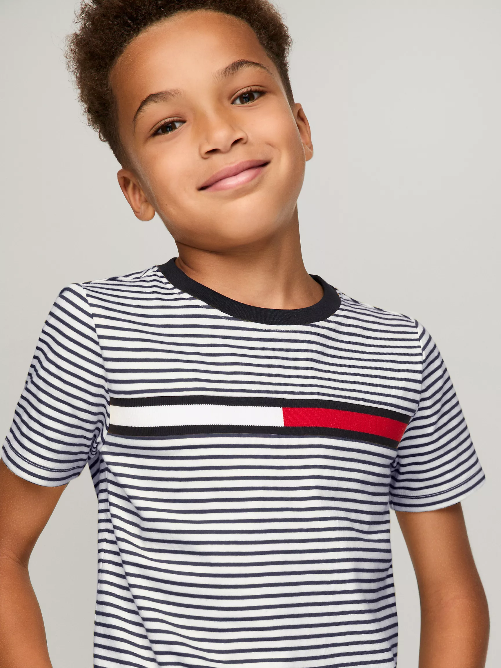 Футболка Tommy Hilfiger для мальчиков, Детская футболка с логотипом флага и полосками