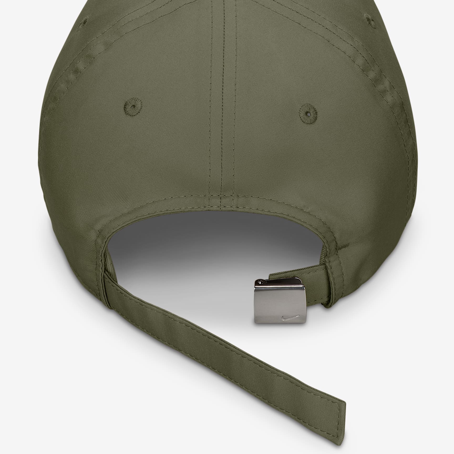 Nike Dri-FIT Club Unstructured Metal Swoosh Cap