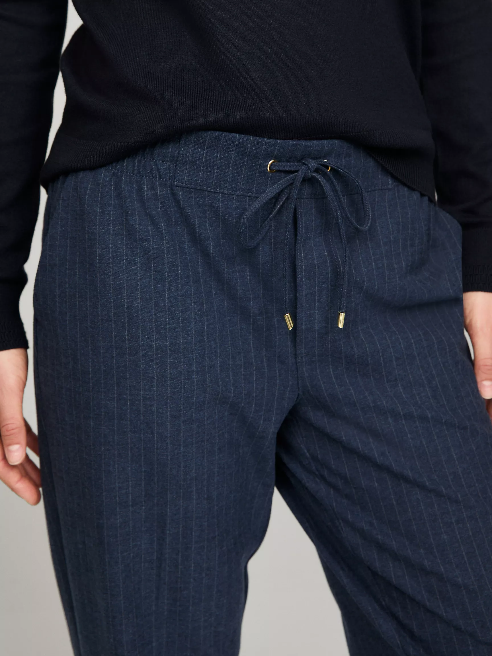 Женские брюки Tommy Hilfiger, Зауженные брюки на завязке