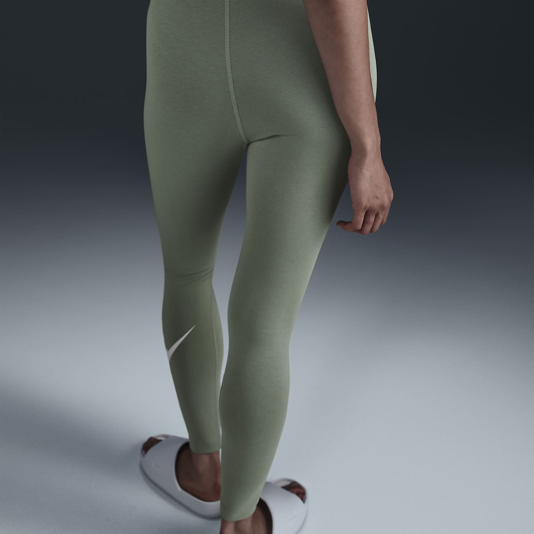 Nike Sportswear Classics Women's High-Waisted Graphic Leggings