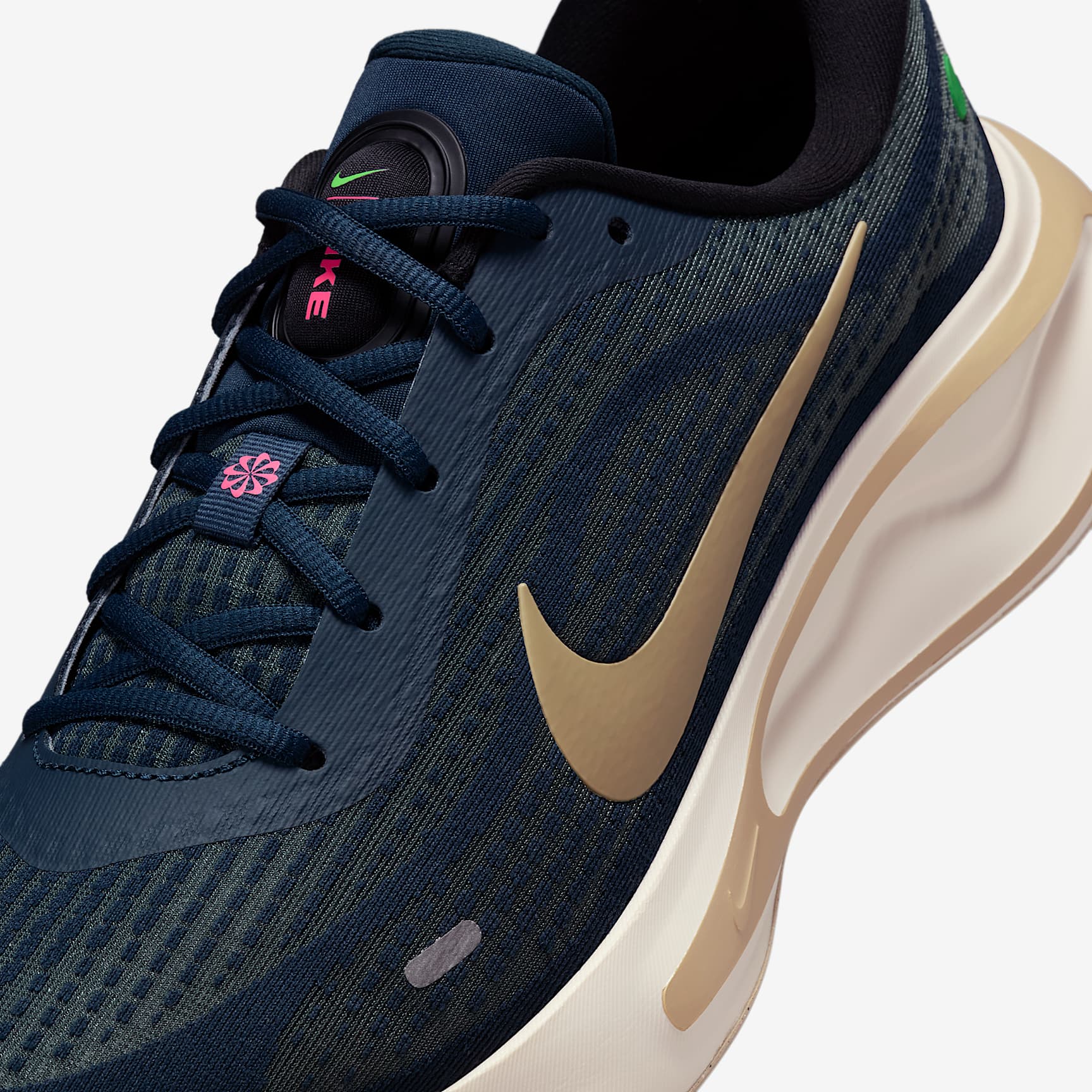 Nike Journey Run Men's Road Running Shoes