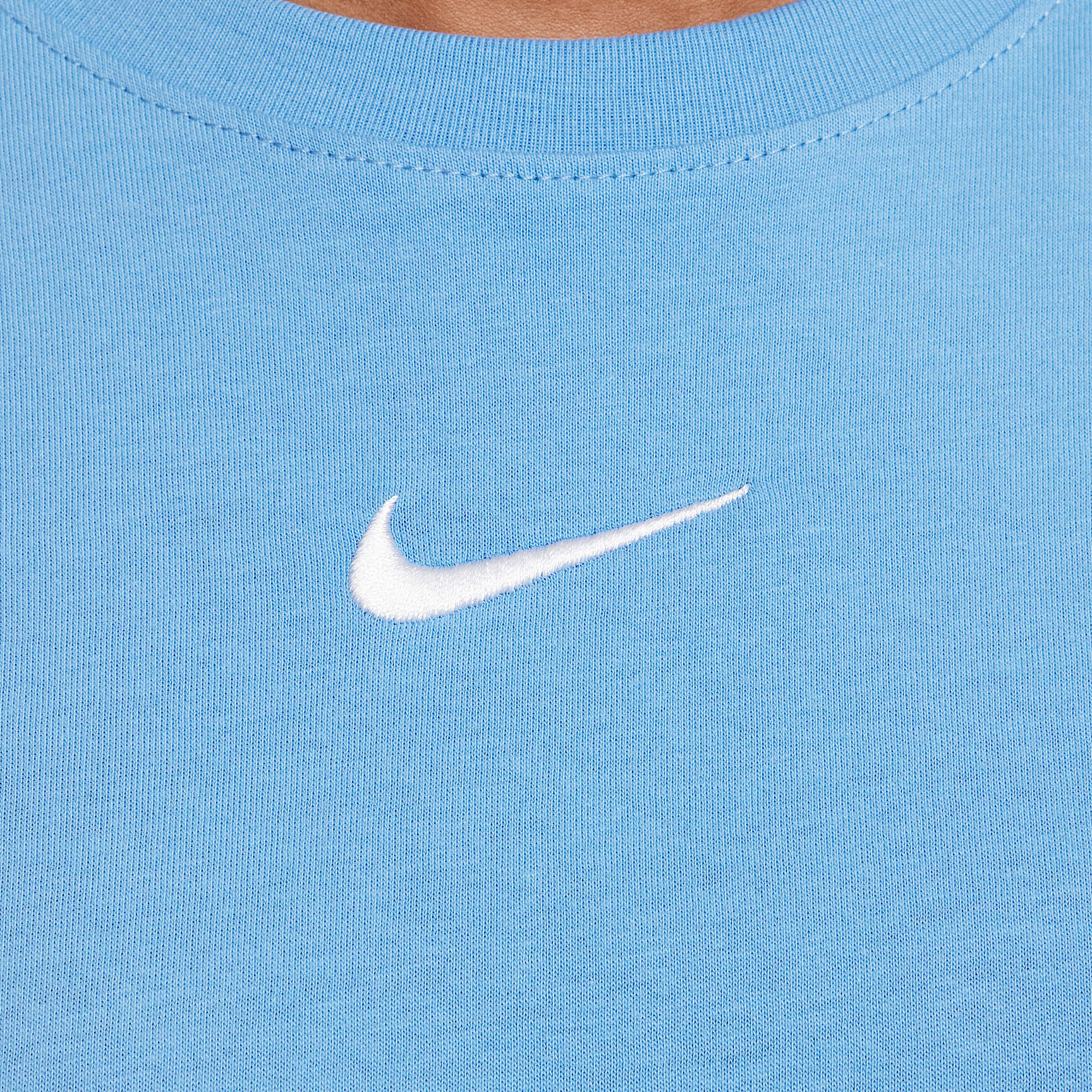 Nike Sportswear Essential Big Kids' (Girls') T-Shirt