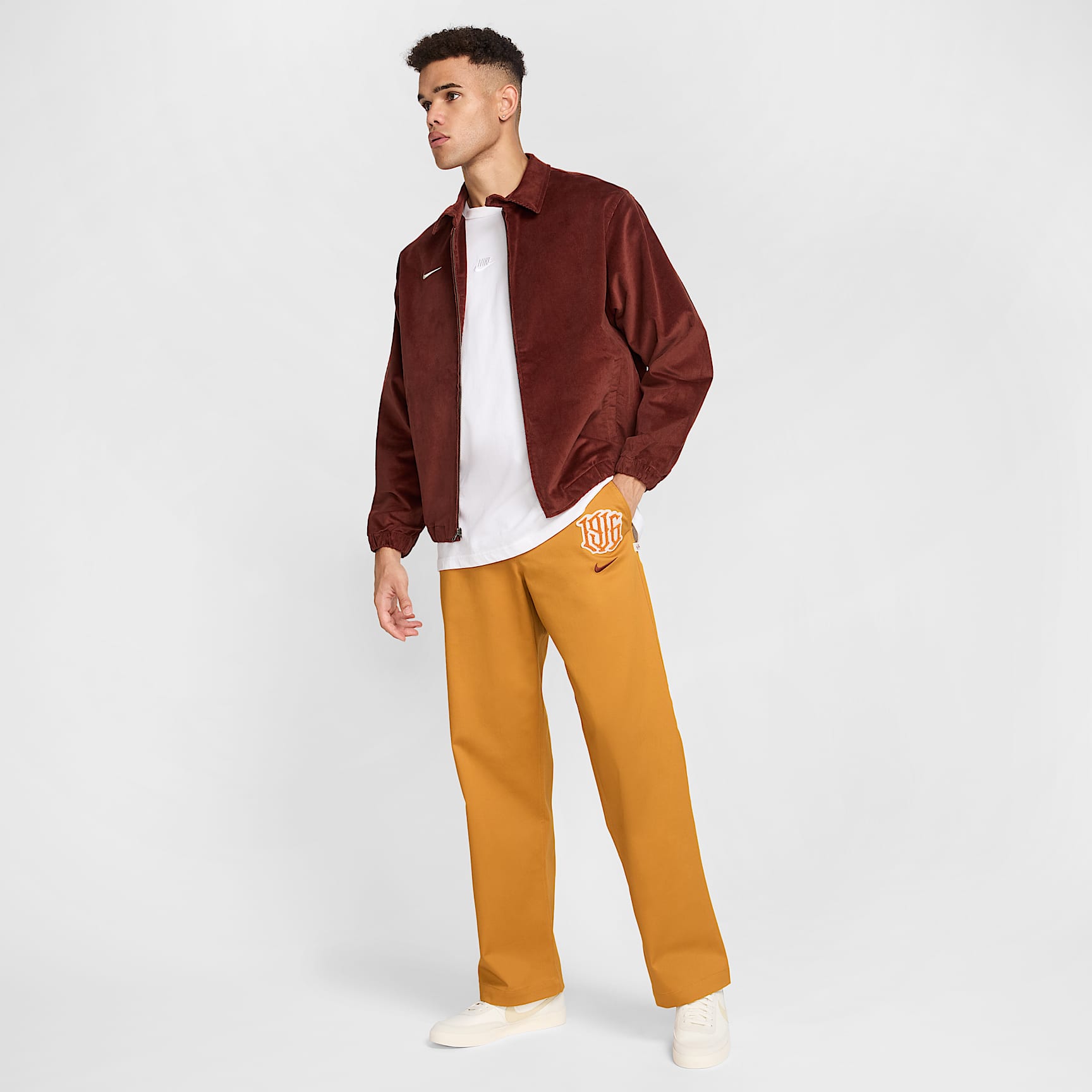 Club América Men's Nike Life Soccer Unlined El Chino Pants