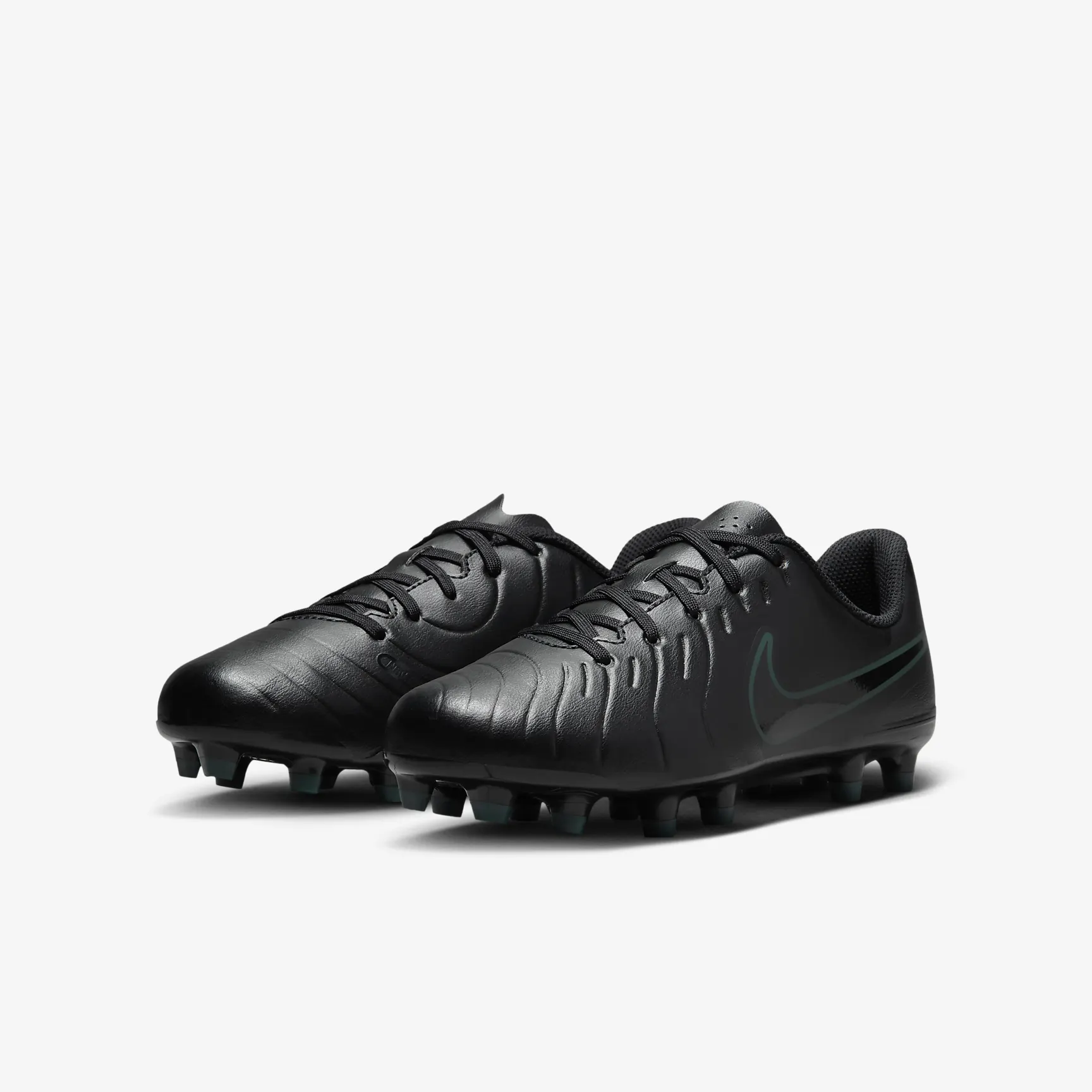 Nike Jr. Tiempo Legend 10 Club Little/Big Kids' Multi-Ground Low-Top Soccer Cleats