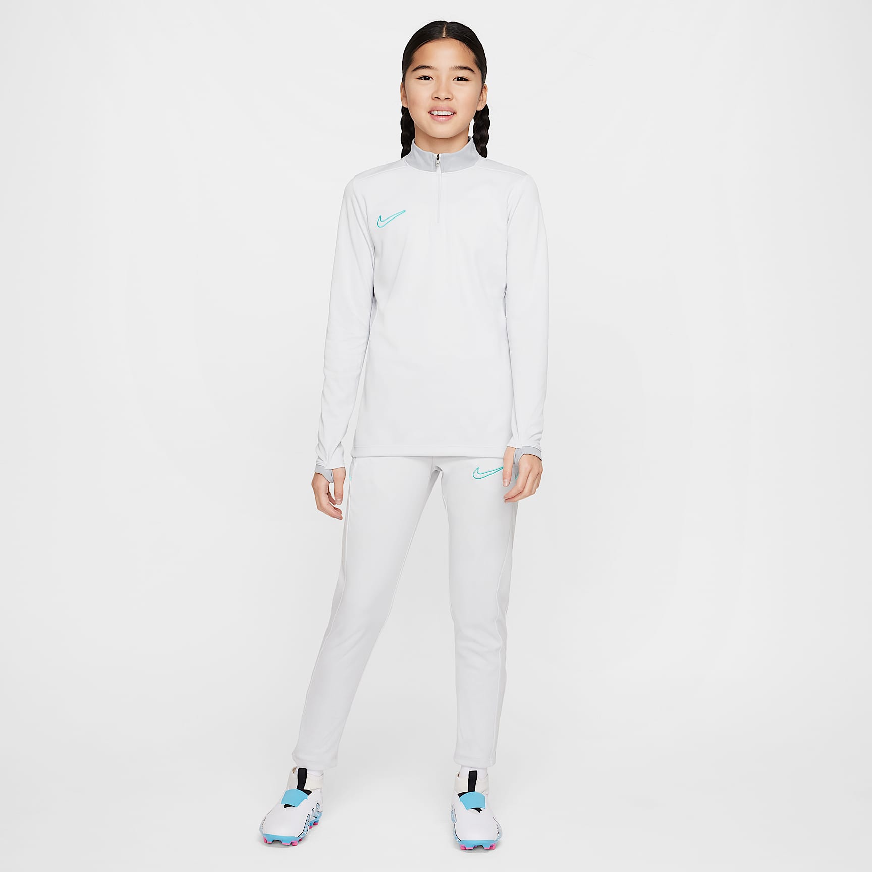 Nike Academy Big Kids' Dri-FIT Long-Sleeve 1/4-Zip Soccer Drill Top