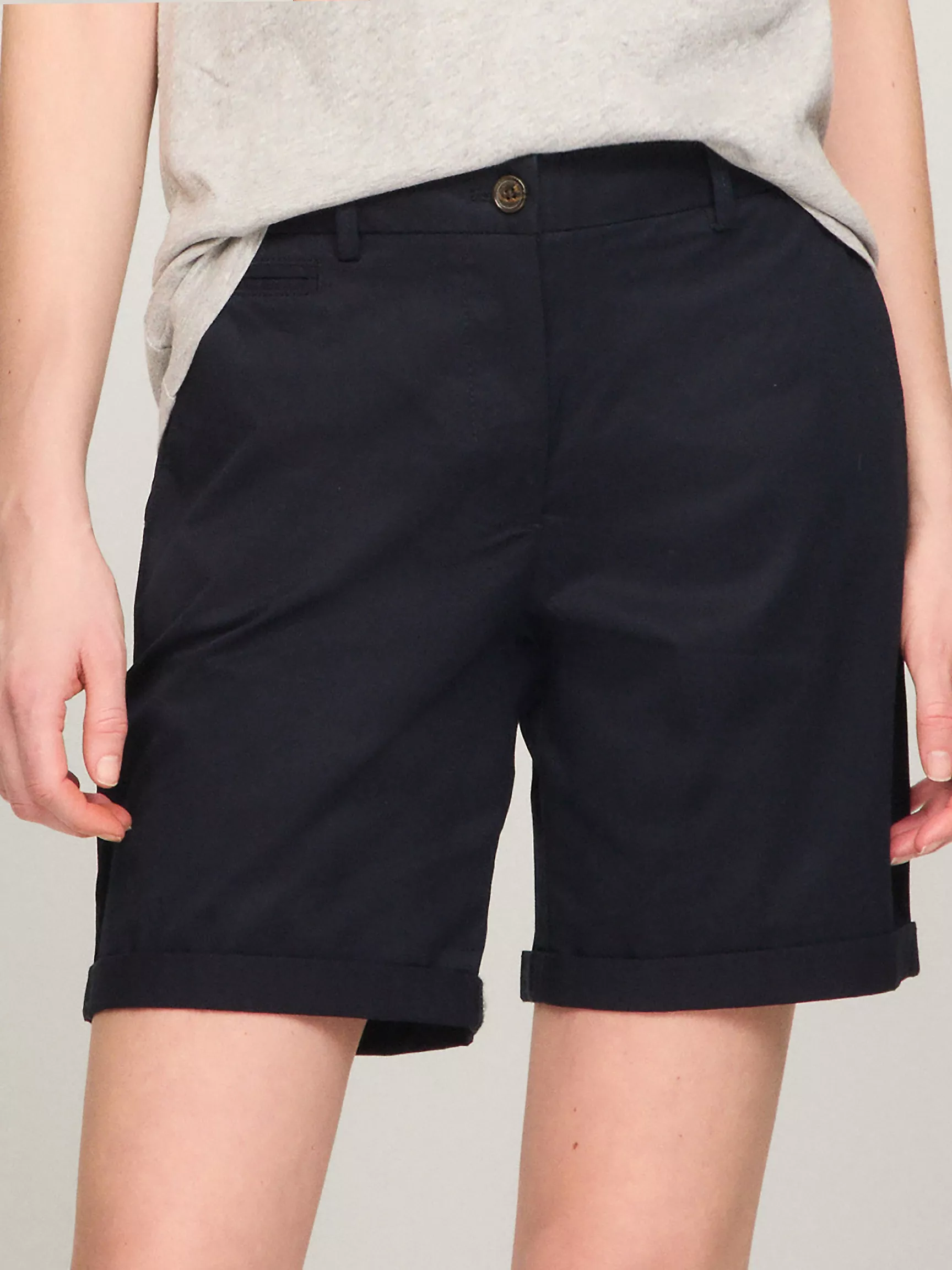 Женские шорты Tommy Hilfiger, Эластичные хлопковые чиносы-шорты (7 дюймов)