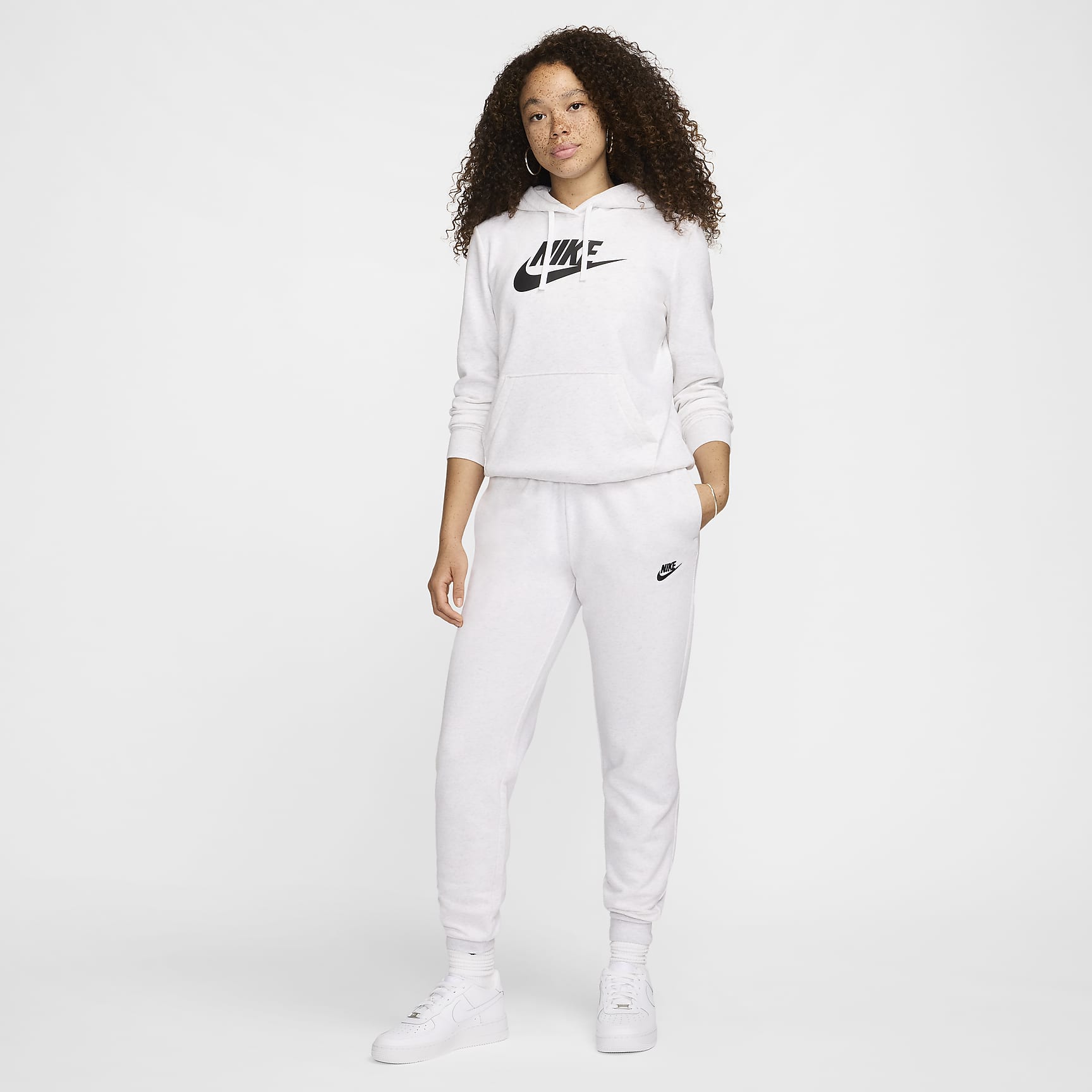 Nike Sportswear Club Fleece Women's Logo Pullover Hoodie