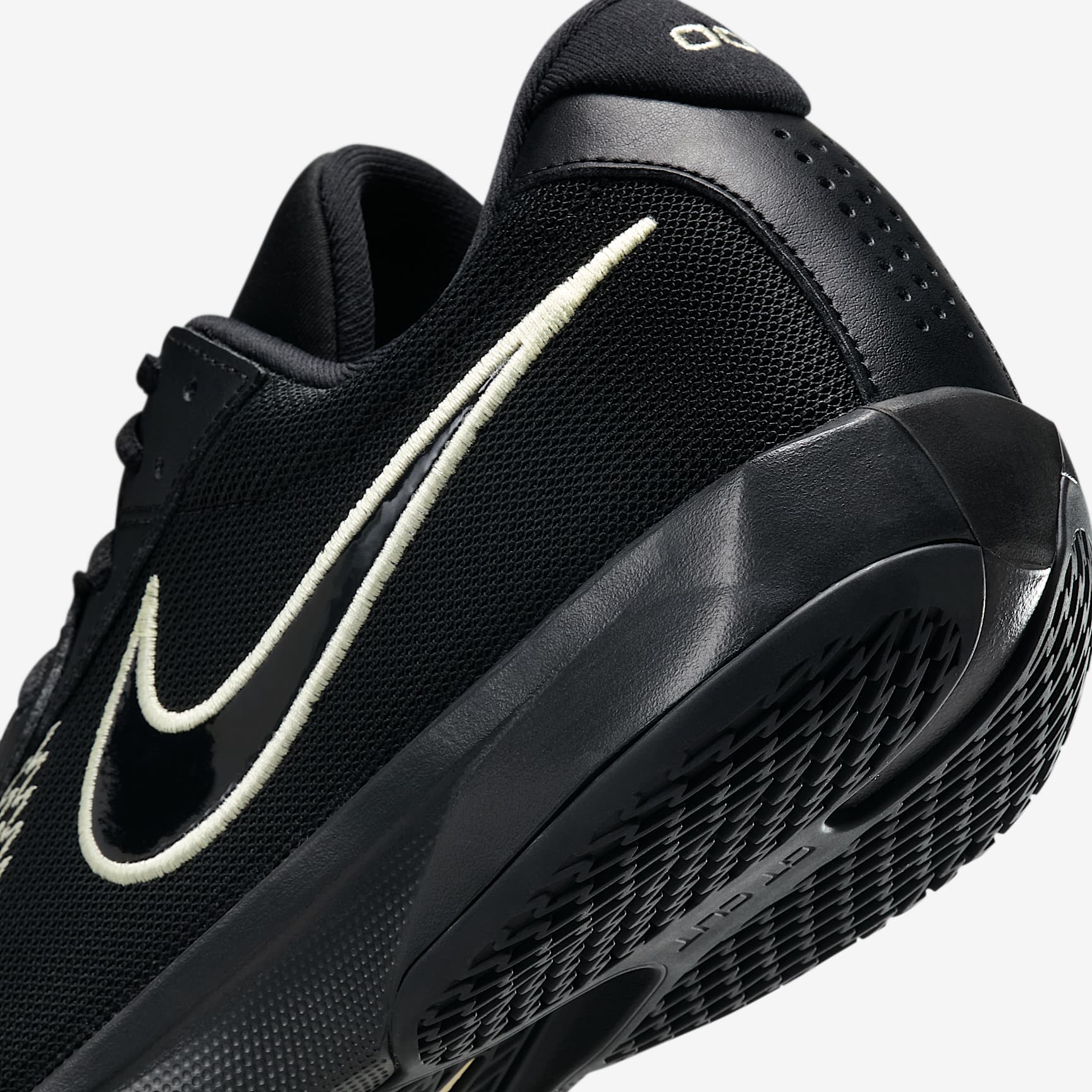 Nike G.T. Cut Academy Basketball Shoes