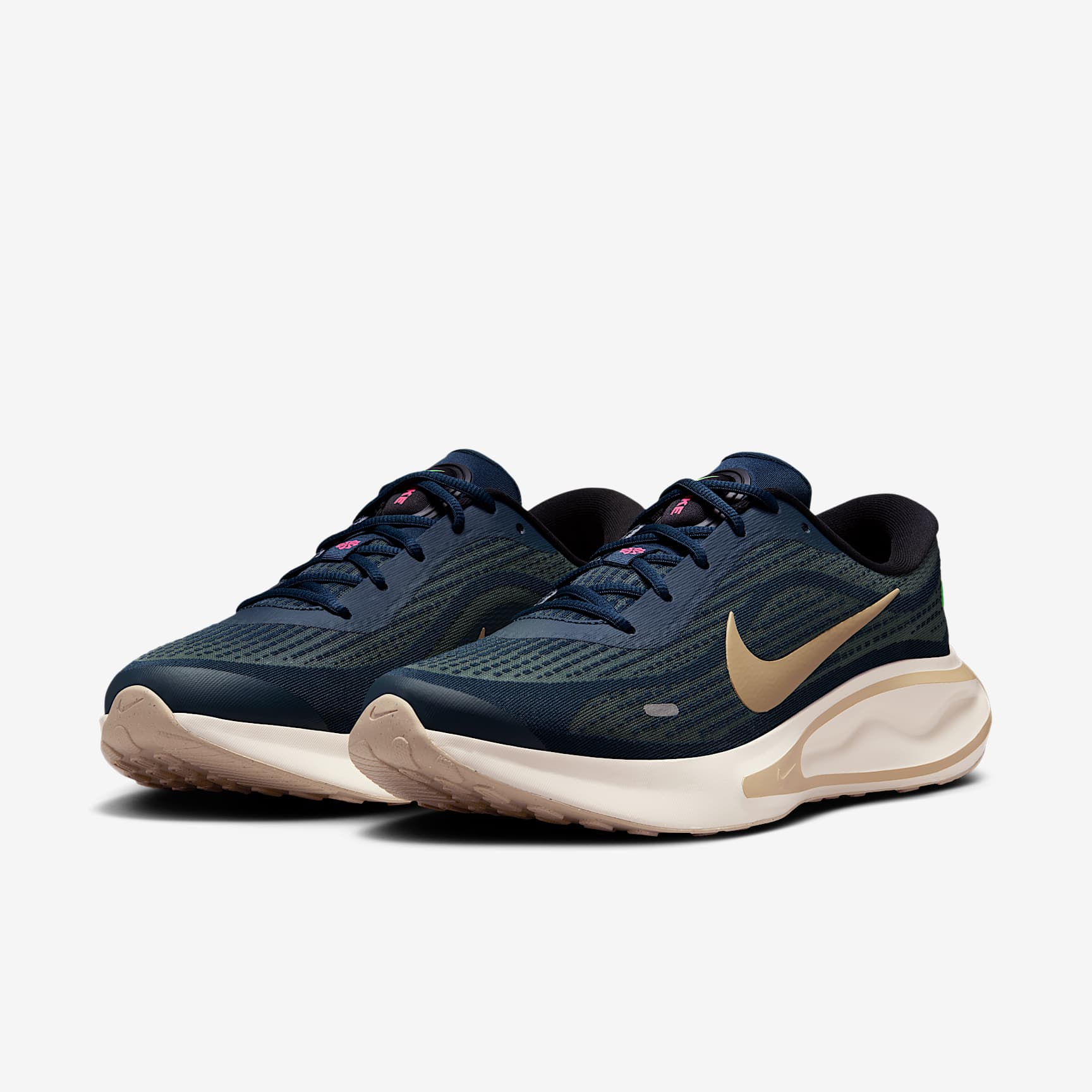 Nike Journey Run Men's Road Running Shoes