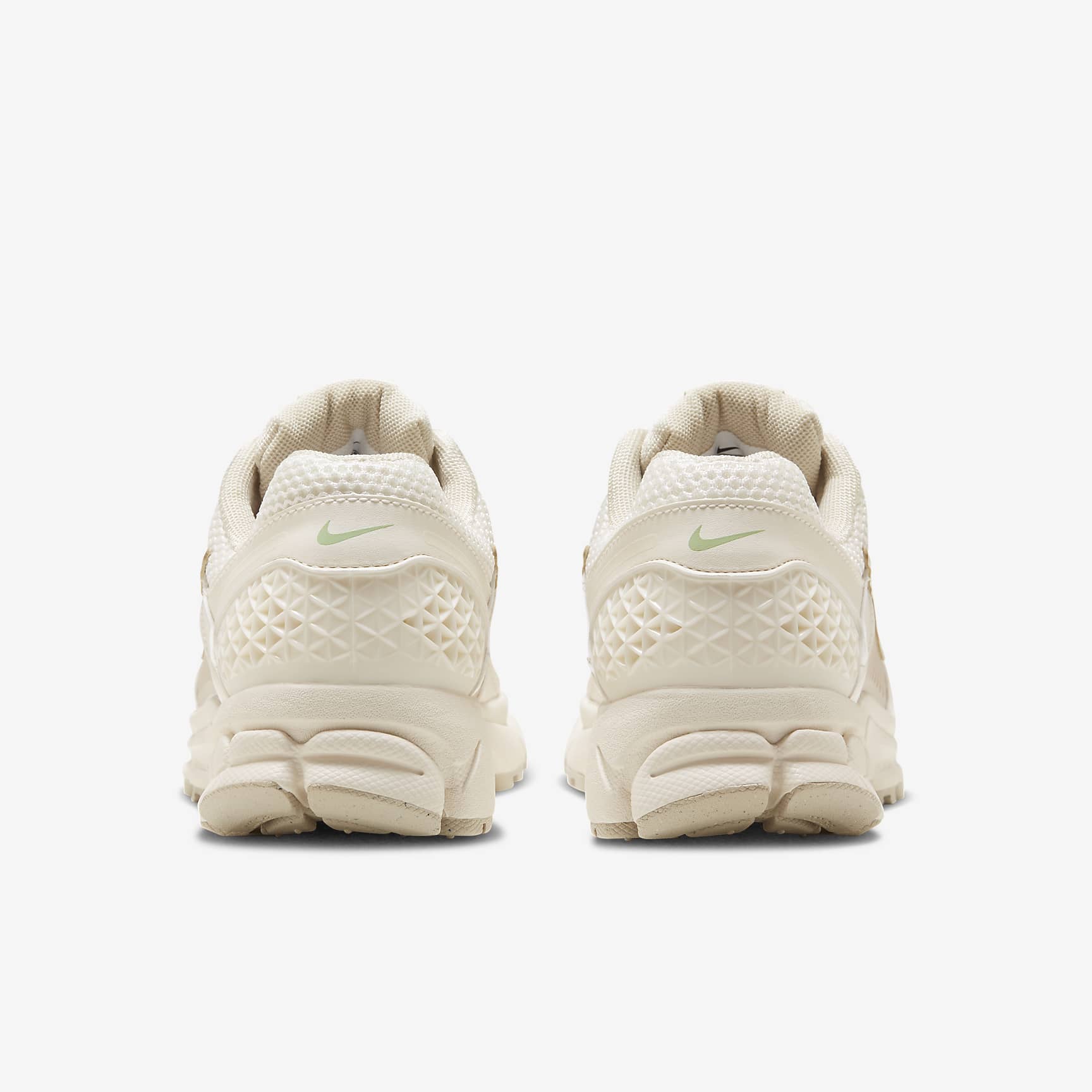 Nike Zoom Vomero 5 Women's Shoes