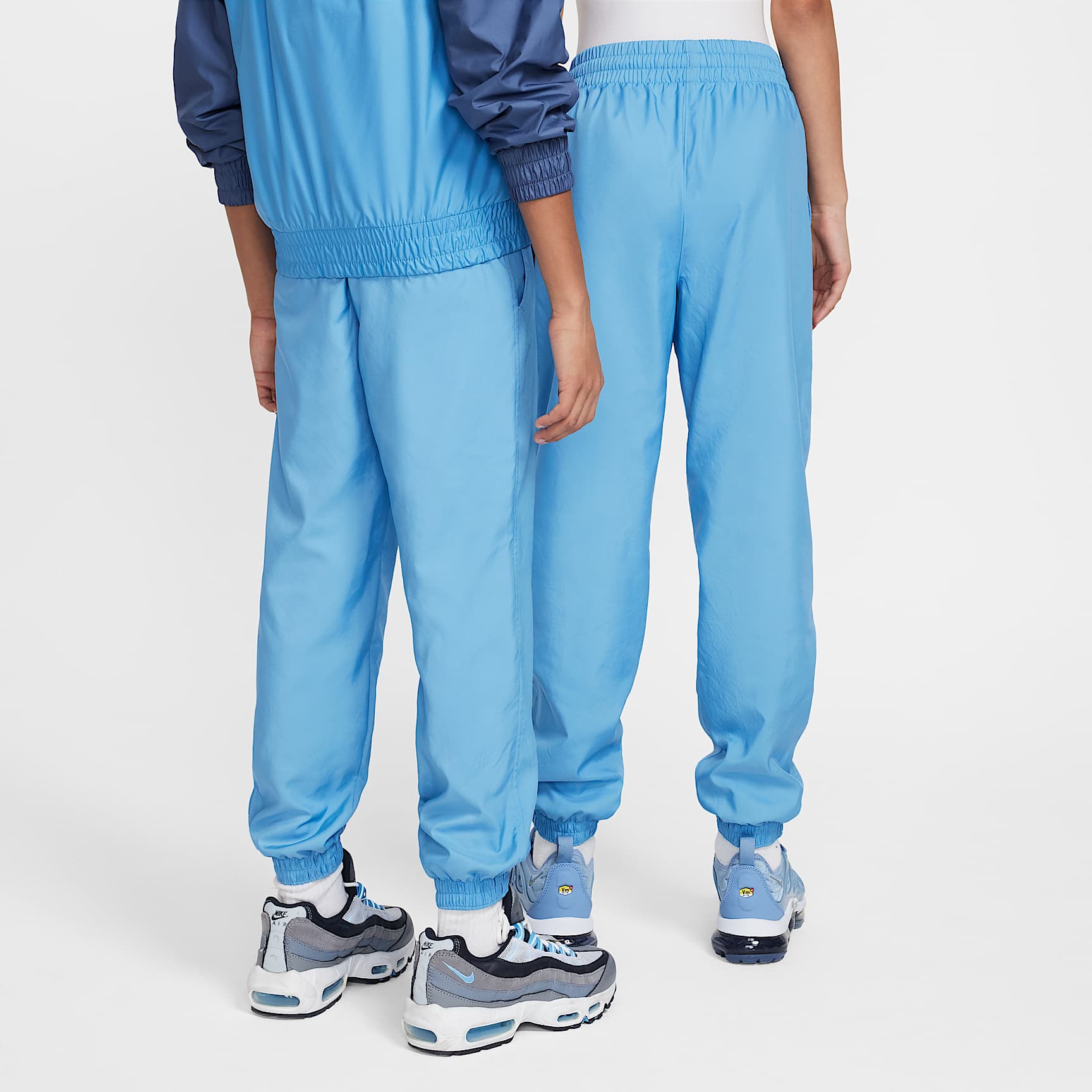 Nike Sportswear Club Big Kids' Woven Joggers