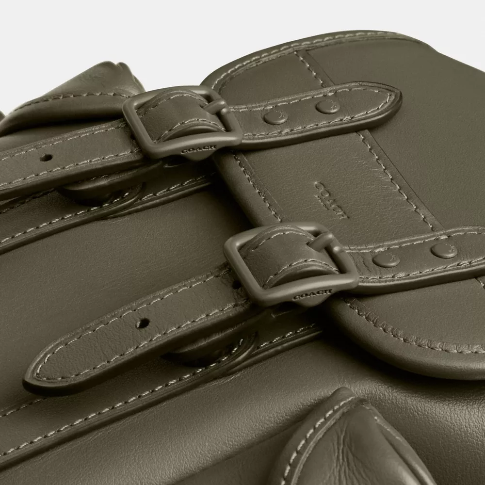 Сумка COACH Hitch Backpack 13