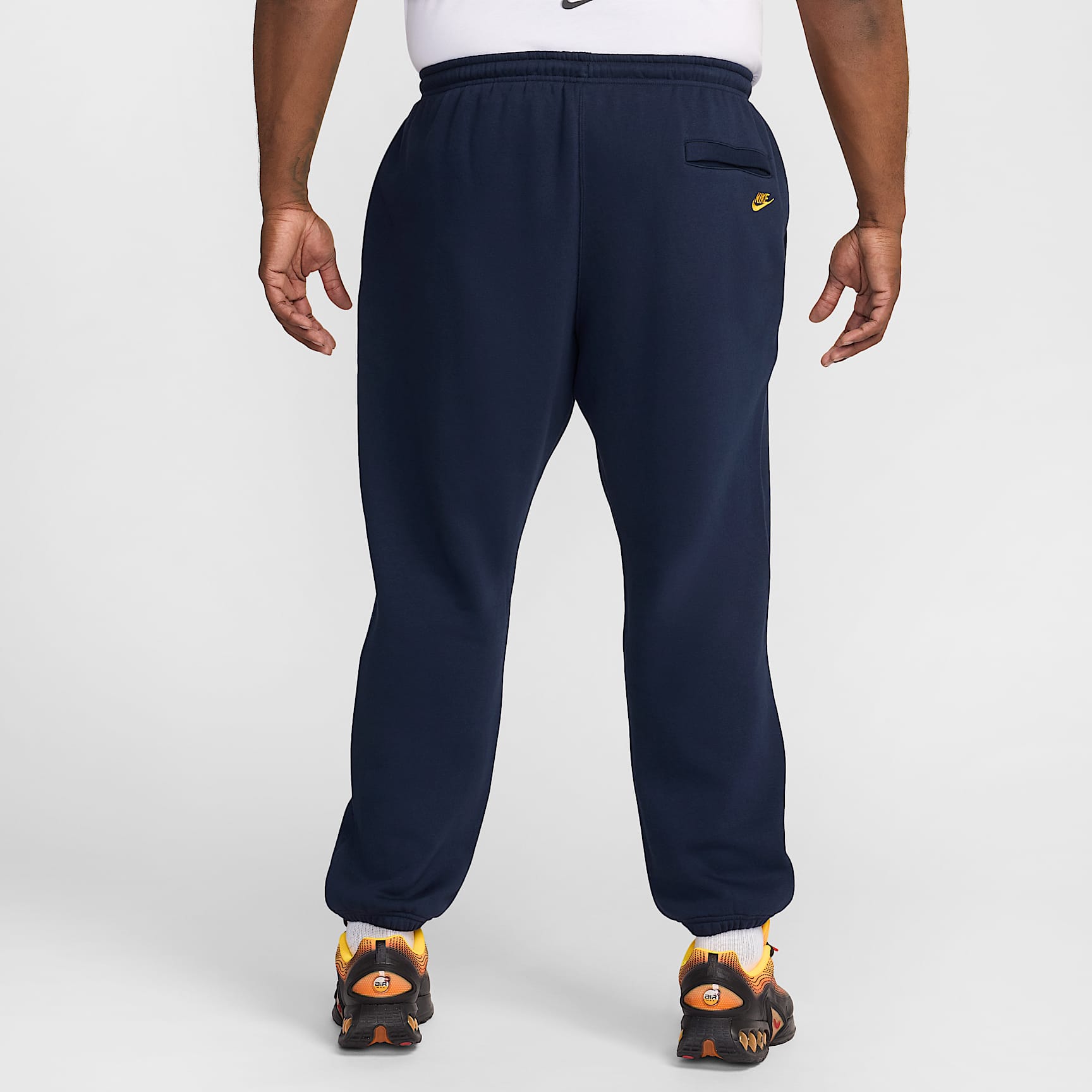 Nike Club Men's Fleece Pants