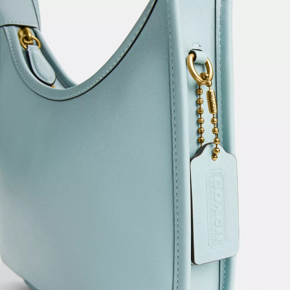Сумка COACH Curve Zip Bag