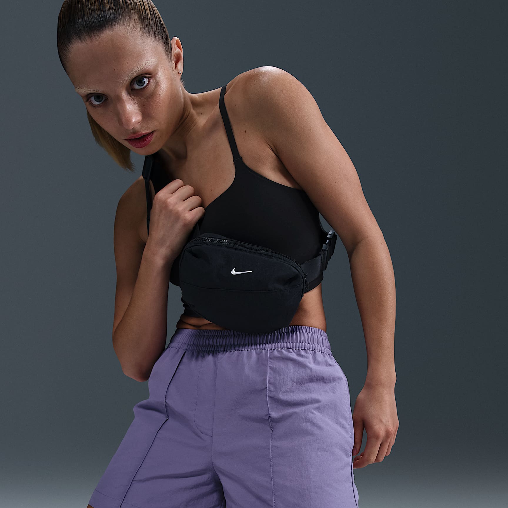 Nike Sportswear Everything Wovens Women's Mid-Rise 5" Shorts