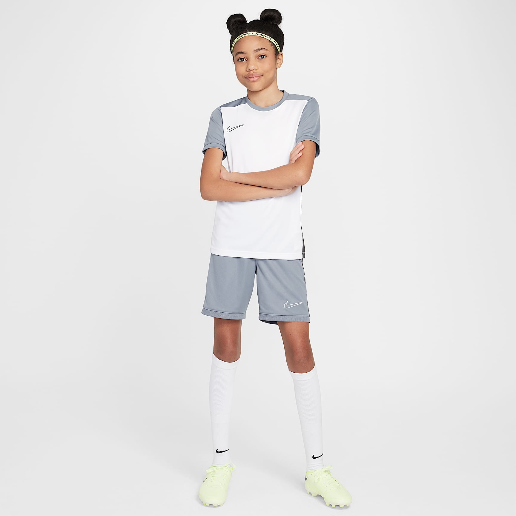 Nike Academy Big Kids' Dri-FIT 7" Soccer Shorts