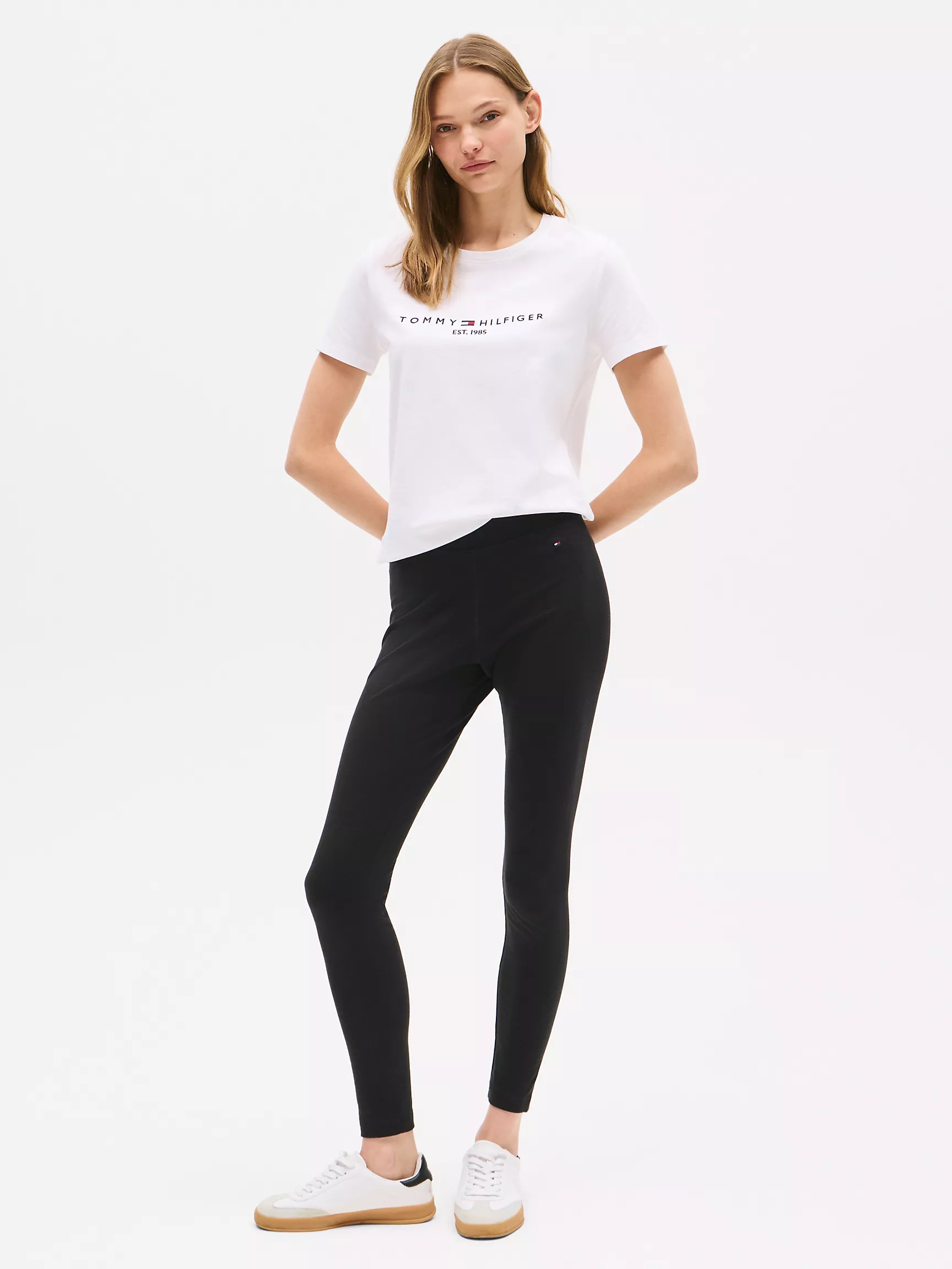 Женская футболка Tommy Hilfiger, Футболка с вышитым логотипом Tommy