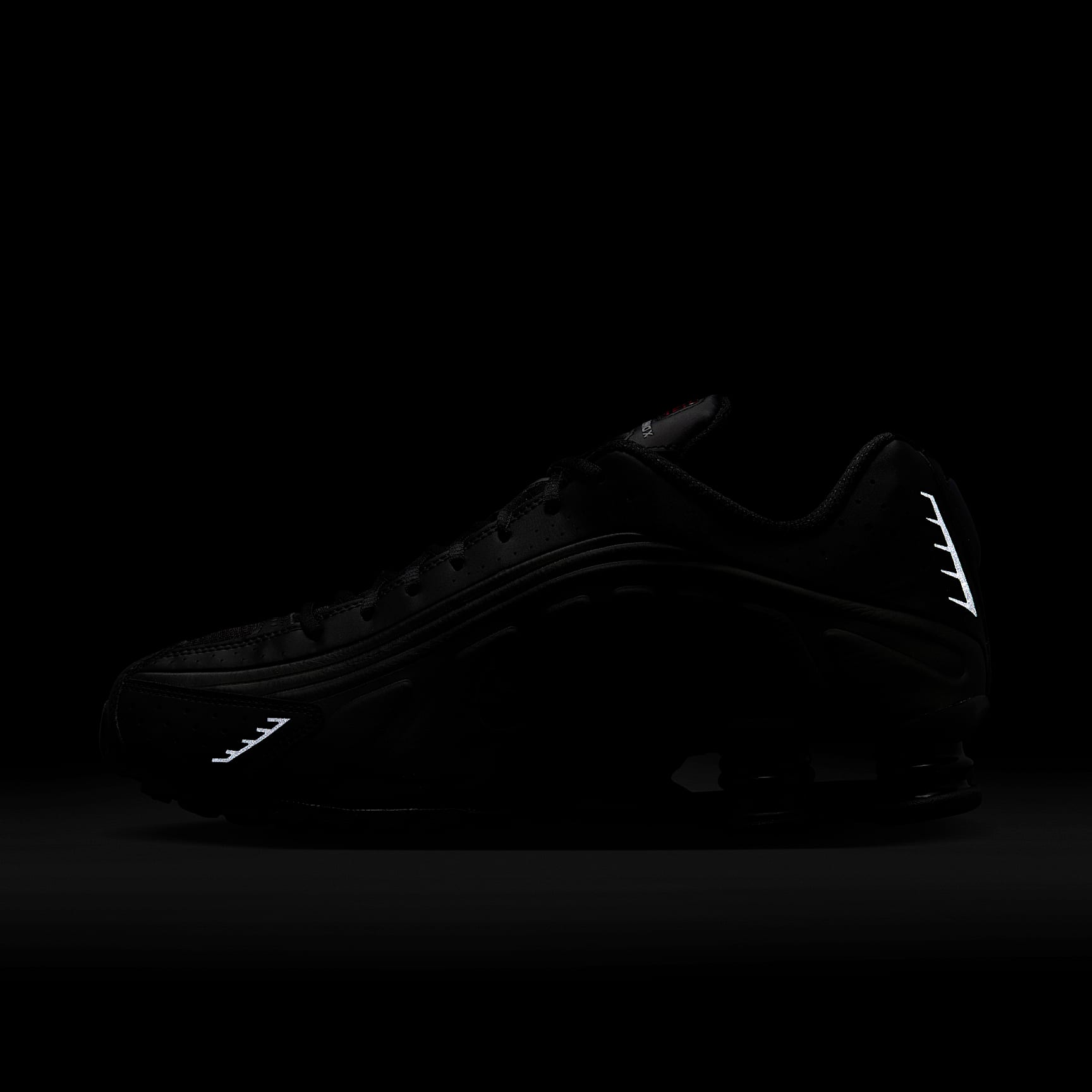 Nike Shox R4 Men's Shoes
