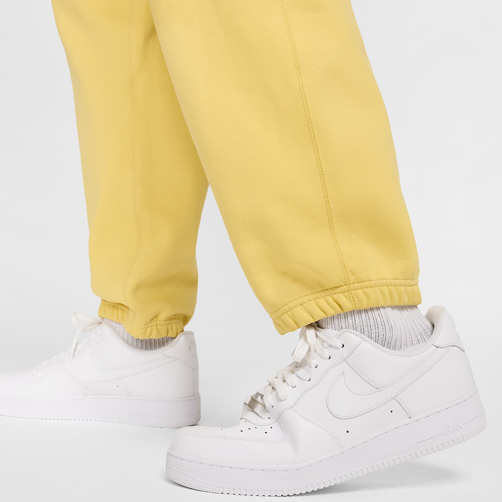 Nike Solo Swoosh Men's Fleece Pants