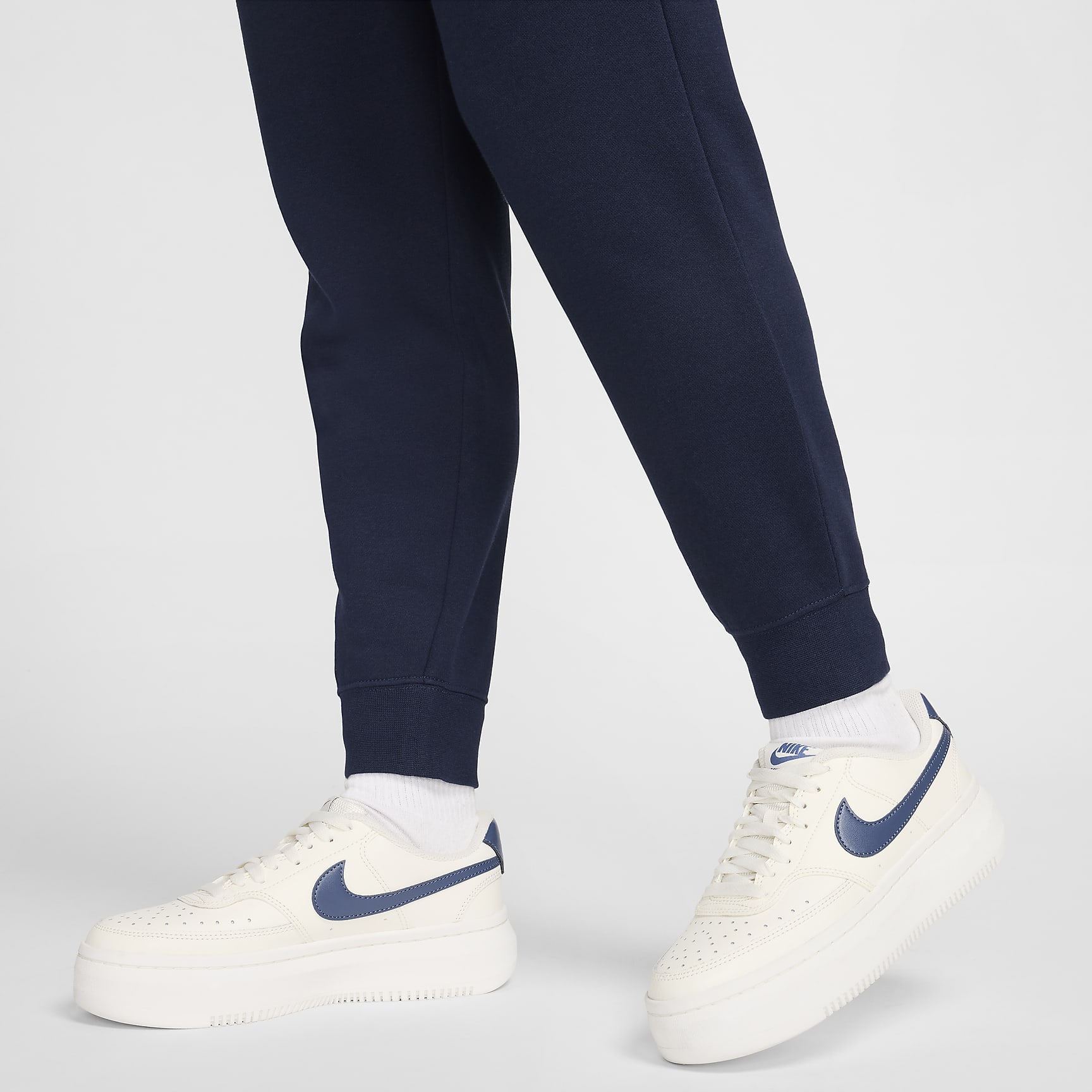 Nike Sportswear Club Fleece Women's Mid-Rise Joggers