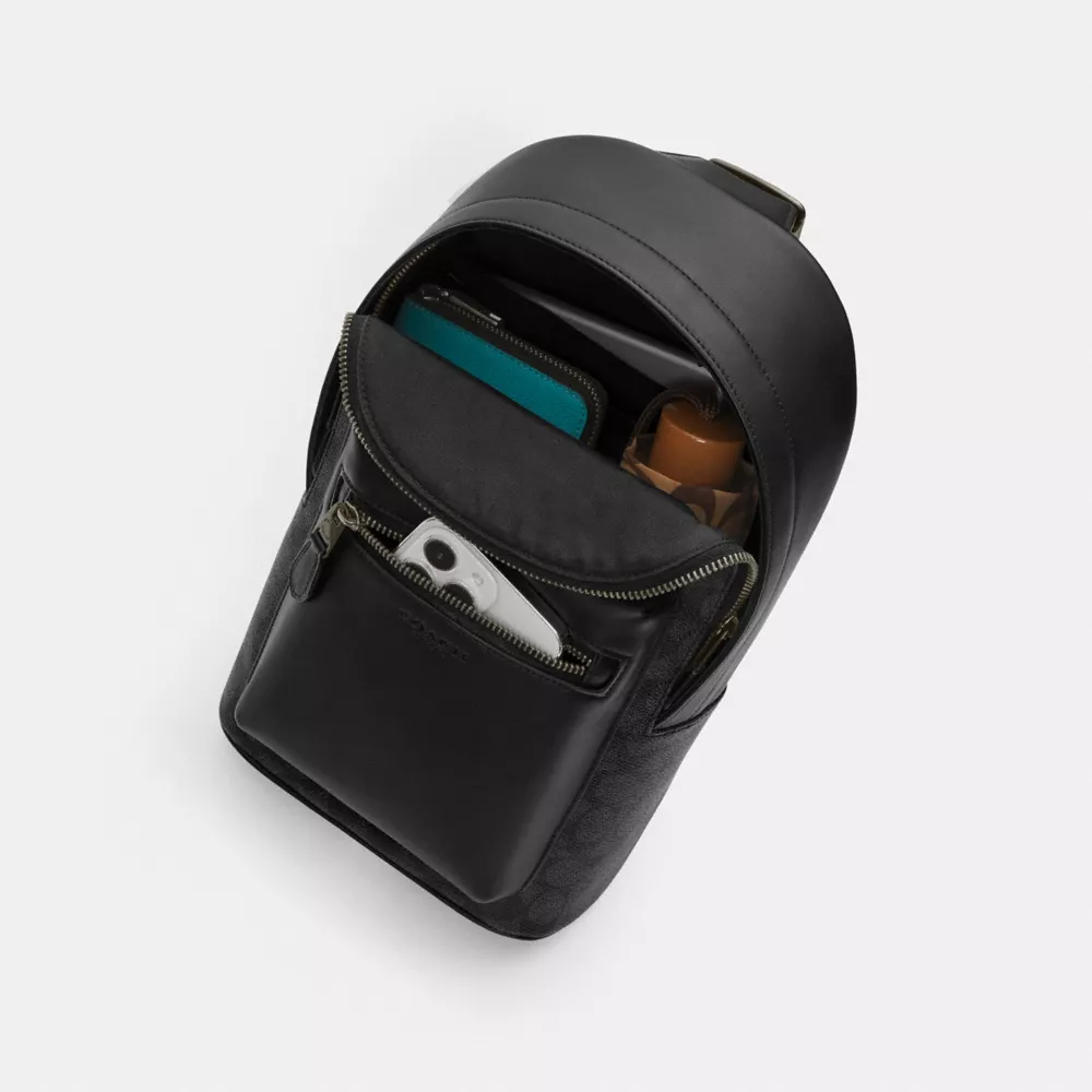 Сумка COACH West Pack In Signature Canvas With Varsity Stripe